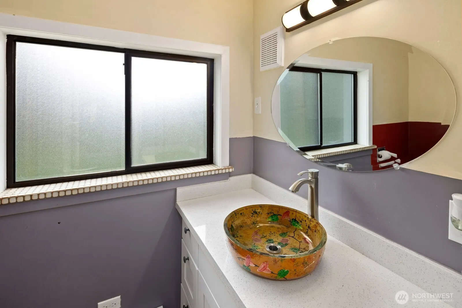 10008 Rainier Avenue S, Seattle, WA 98178-2547