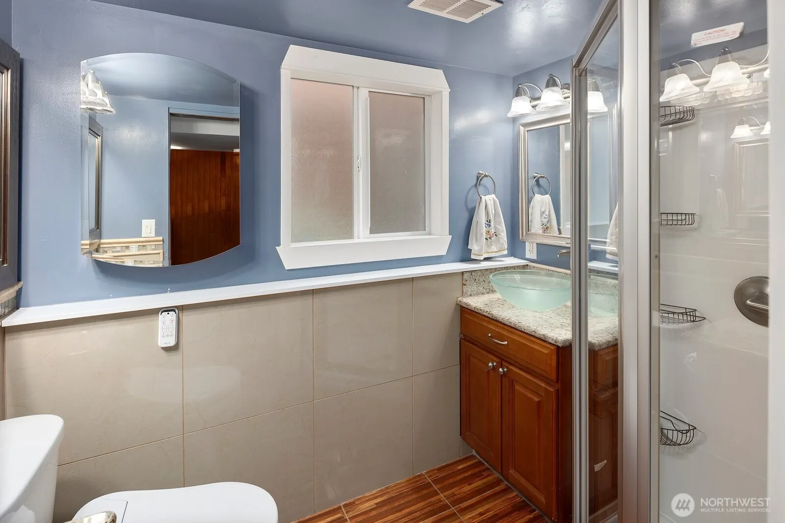 10008 Rainier Avenue S, Seattle, WA 98178-2547