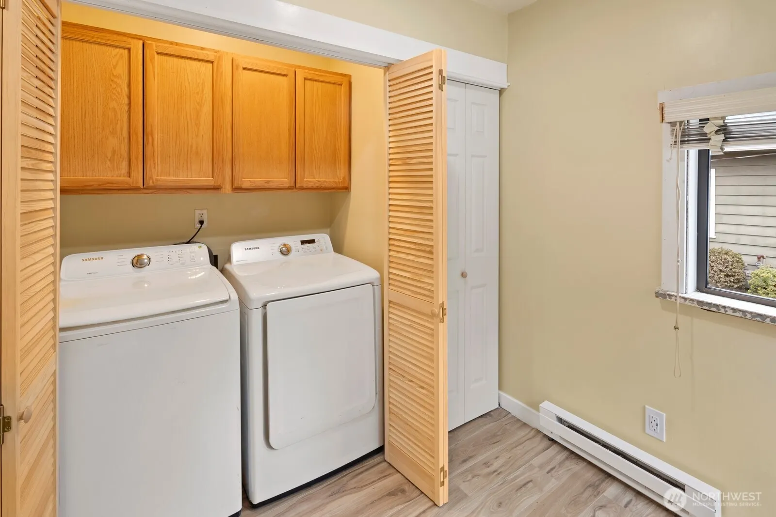 10008 Rainier Avenue S, Seattle, WA 98178-2547