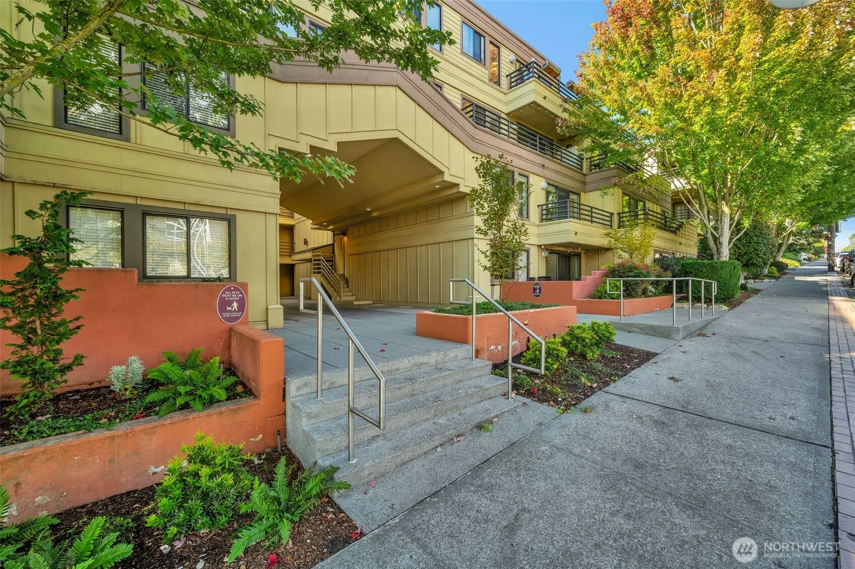 3401 Wallingford Avenue N #405, Seattle, WA 98103-9047