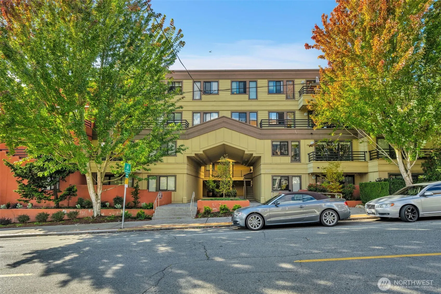 3401 Wallingford Avenue N #405, Seattle, WA 98103-9047
