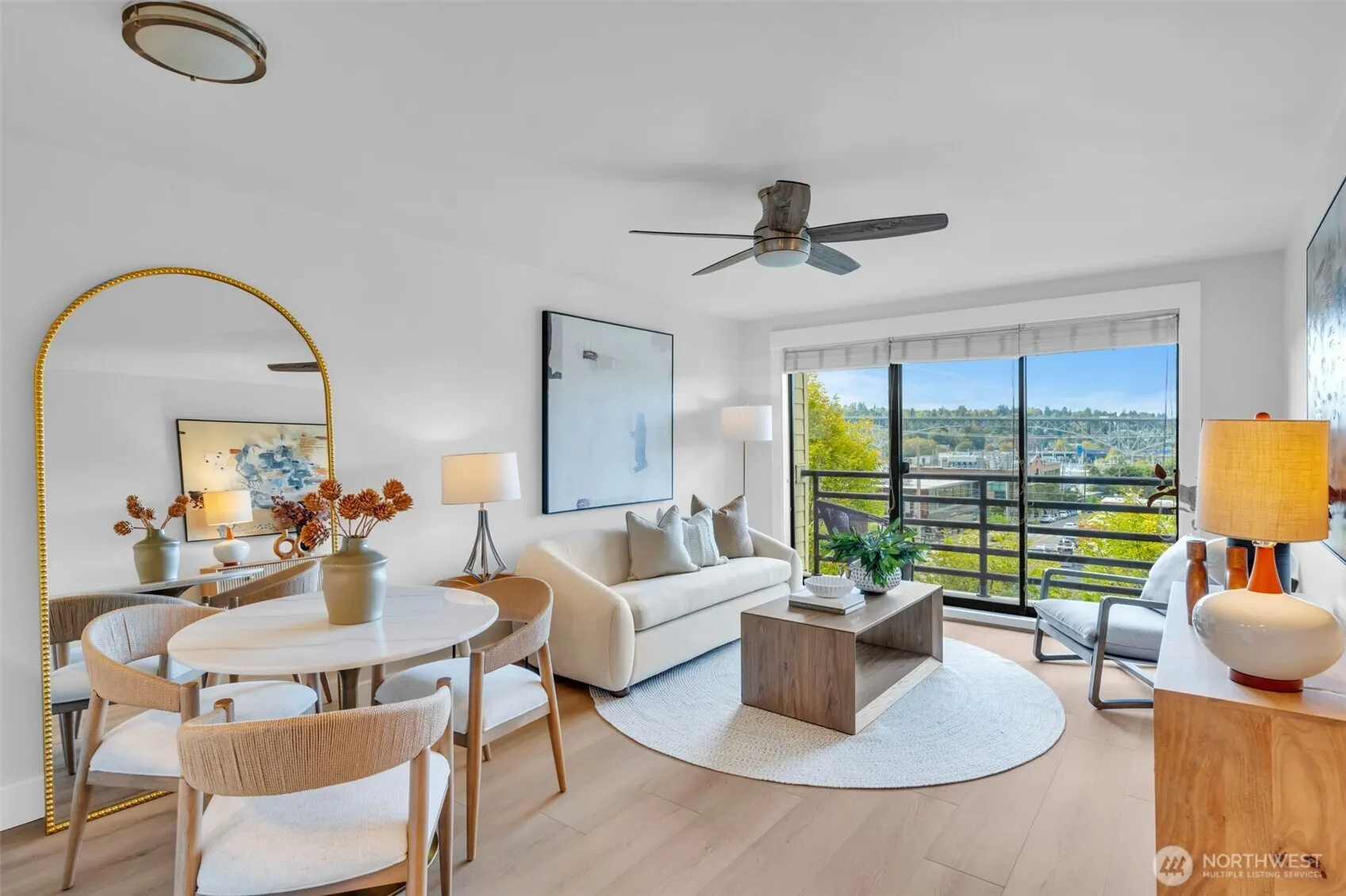 3401 Wallingford Avenue N #405, Seattle, WA 98103-9047