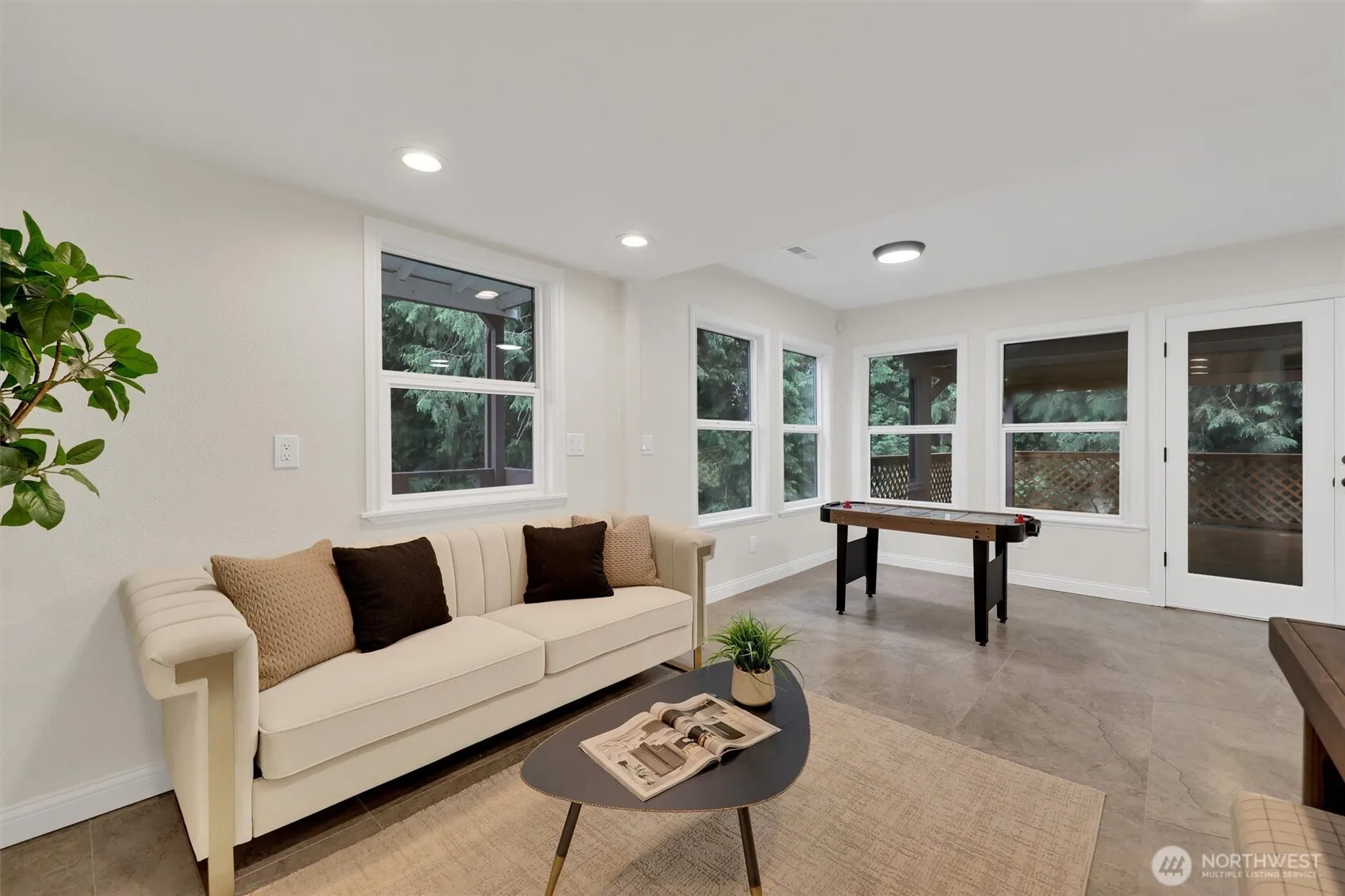 16121 Cedar Grove Road SE, Issaquah, WA 98027