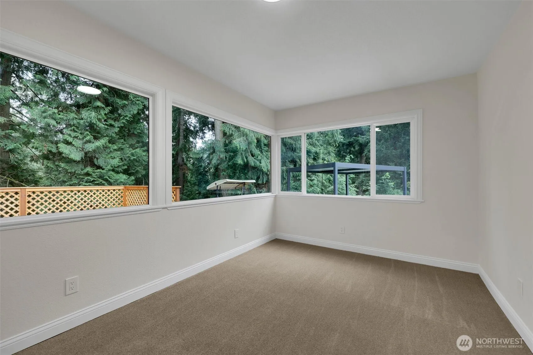 16121 Cedar Grove Road SE, Issaquah, WA 98027