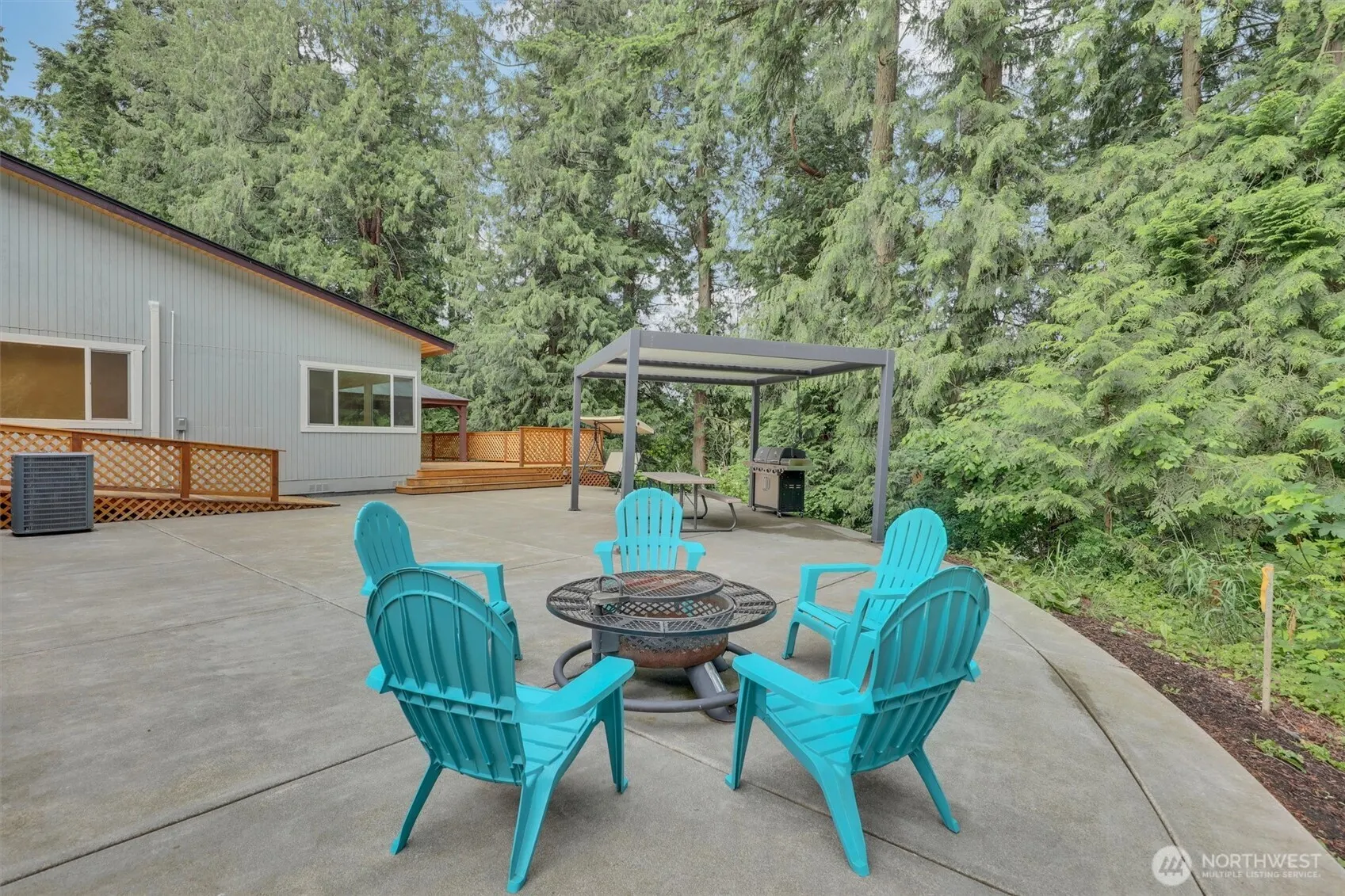 16121 Cedar Grove Road SE, Issaquah, WA 98027