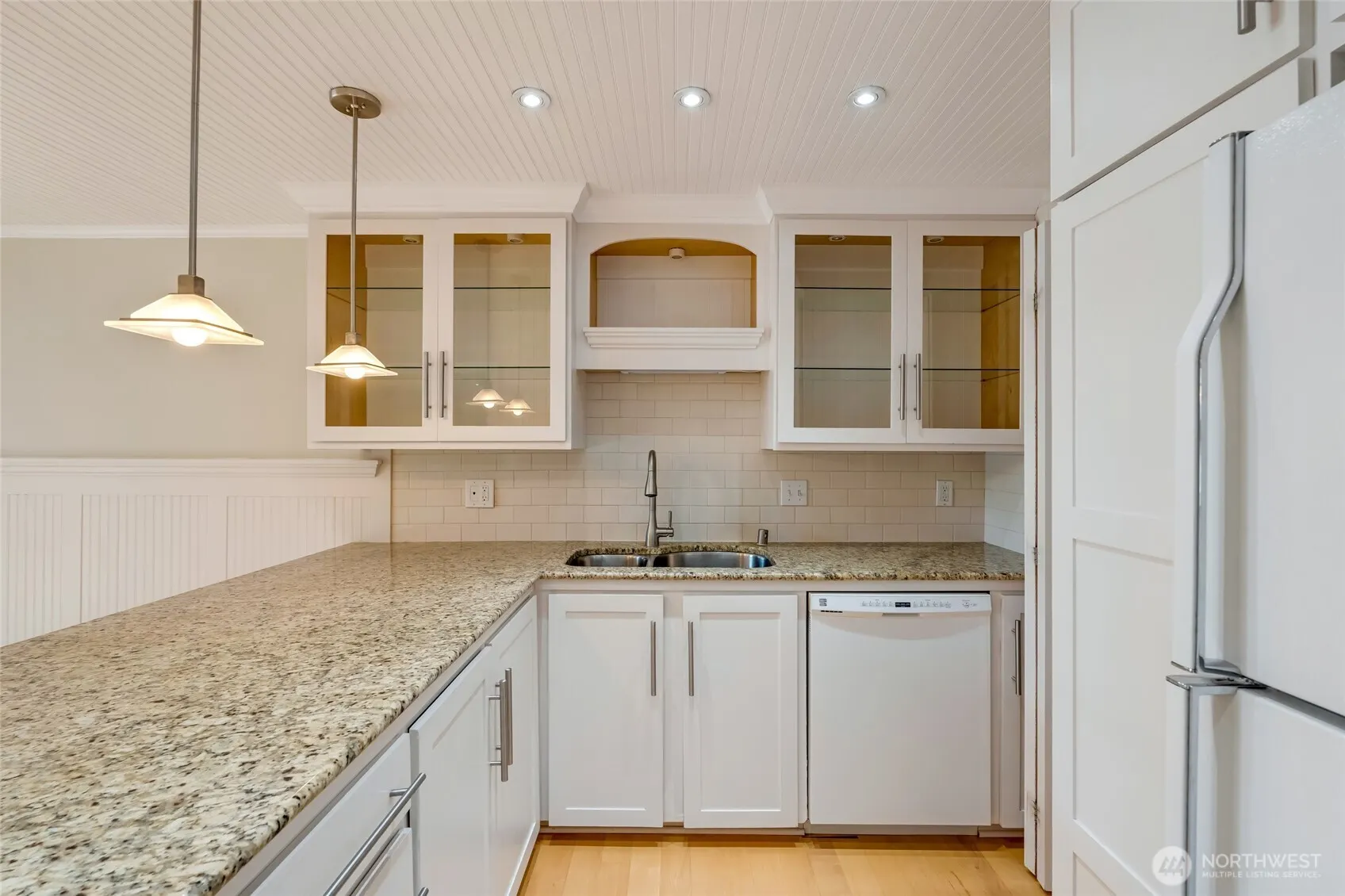 12712 NE 120th Street #G8, Kirkland, WA 98034
