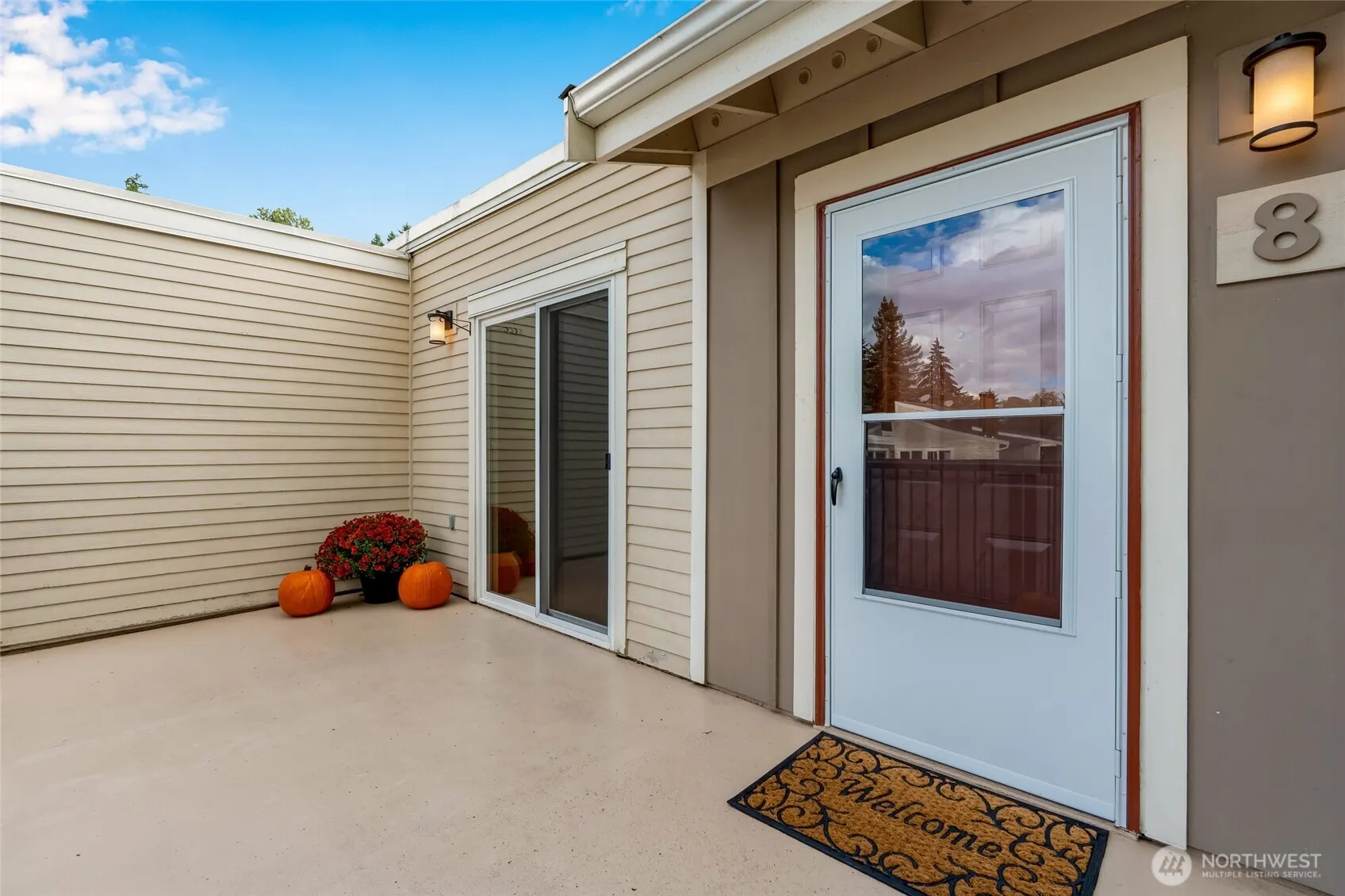 12712 NE 120th Street #G8, Kirkland, WA 98034