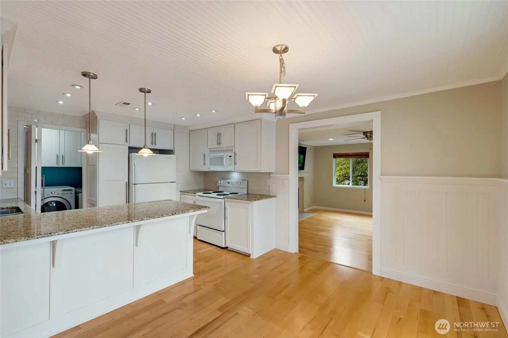 12712 NE 120th Street #G8, Kirkland, WA 98034
