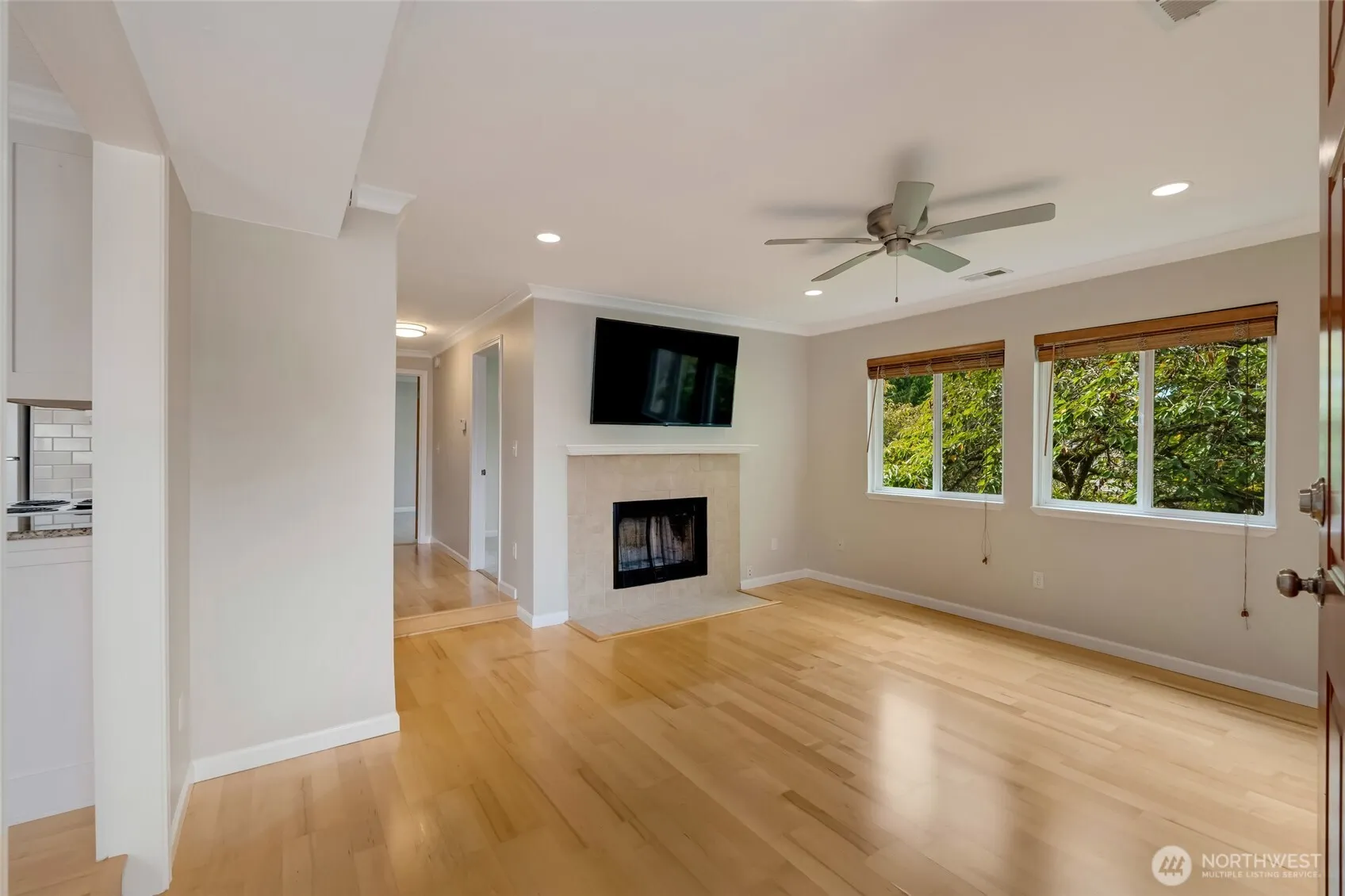 12712 NE 120th Street #G8, Kirkland, WA 98034