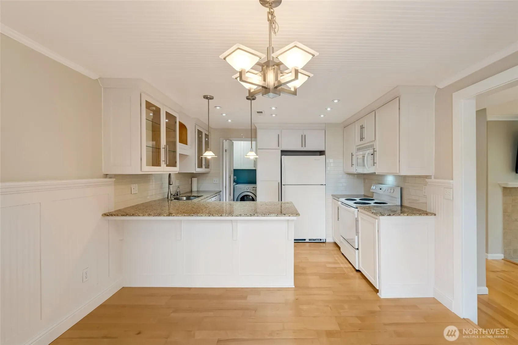 12712 NE 120th Street #G8, Kirkland, WA 98034