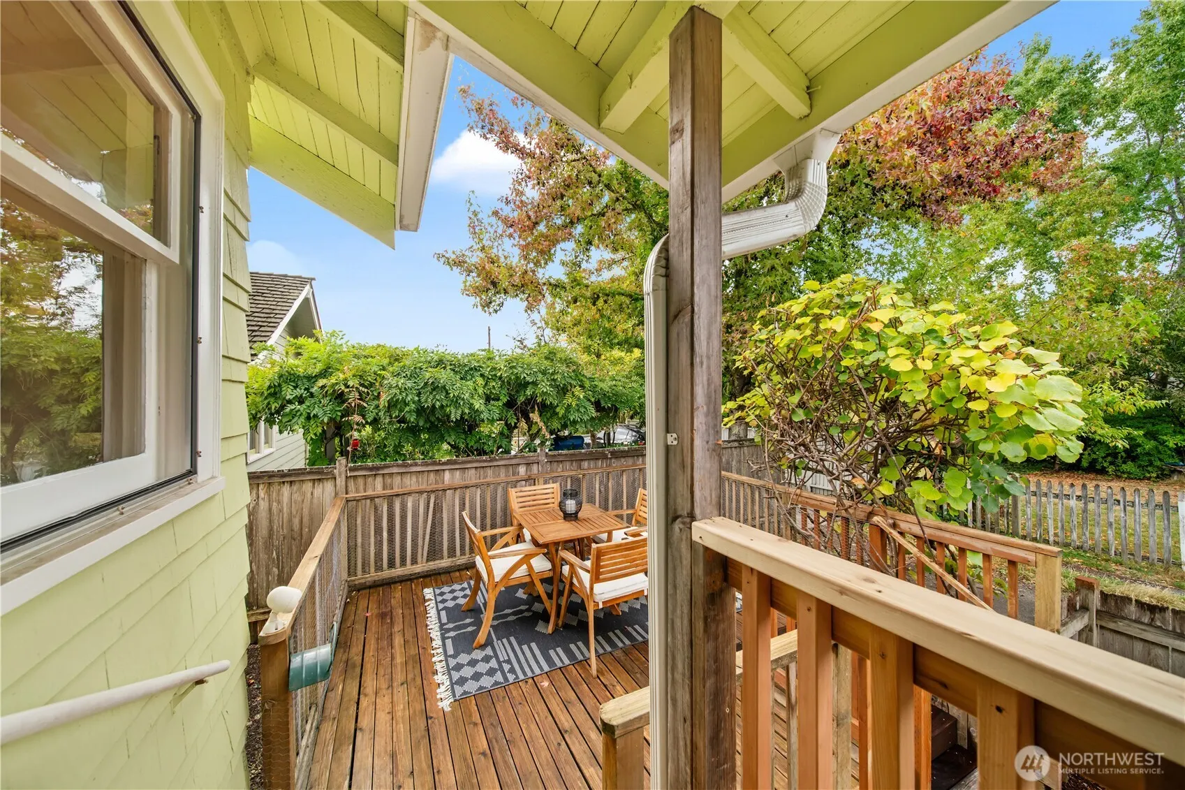 206 NW 62nd Street , Seattle, WA 98107