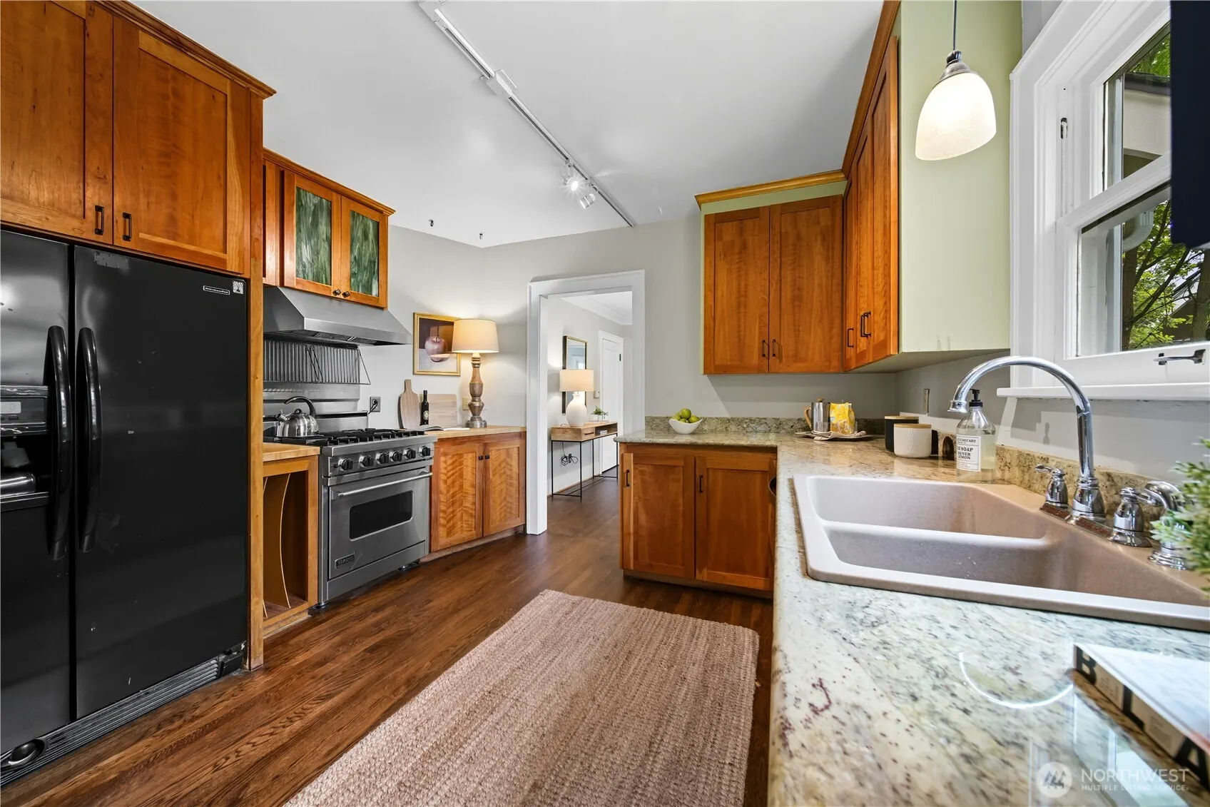 206 NW 62nd Street , Seattle, WA 98107