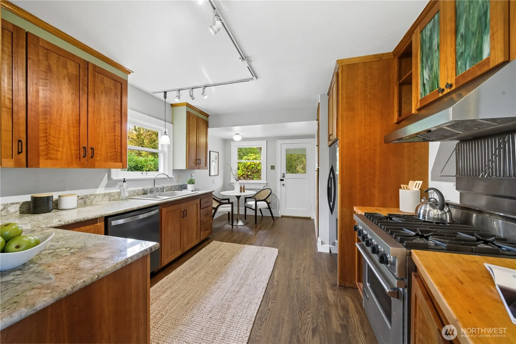 206 NW 62nd Street , Seattle, WA 98107