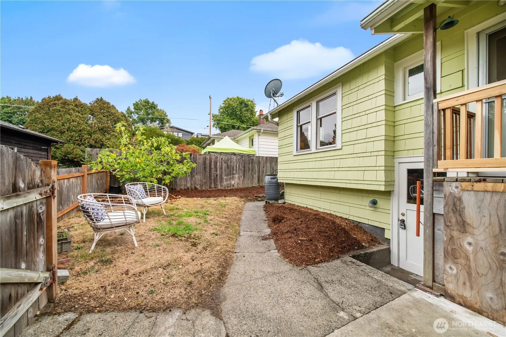 206 NW 62nd Street , Seattle, WA 98107