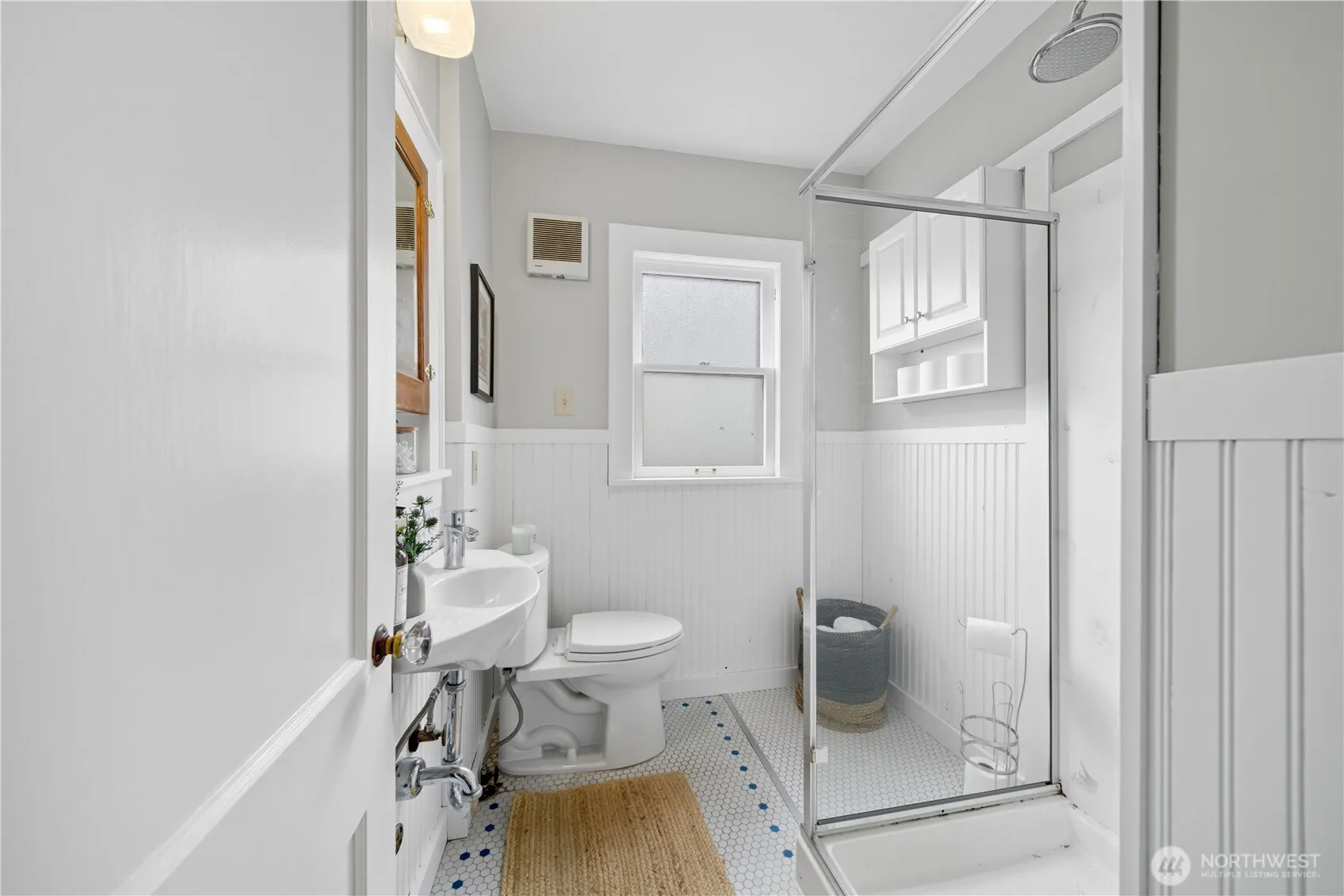 206 NW 62nd Street , Seattle, WA 98107