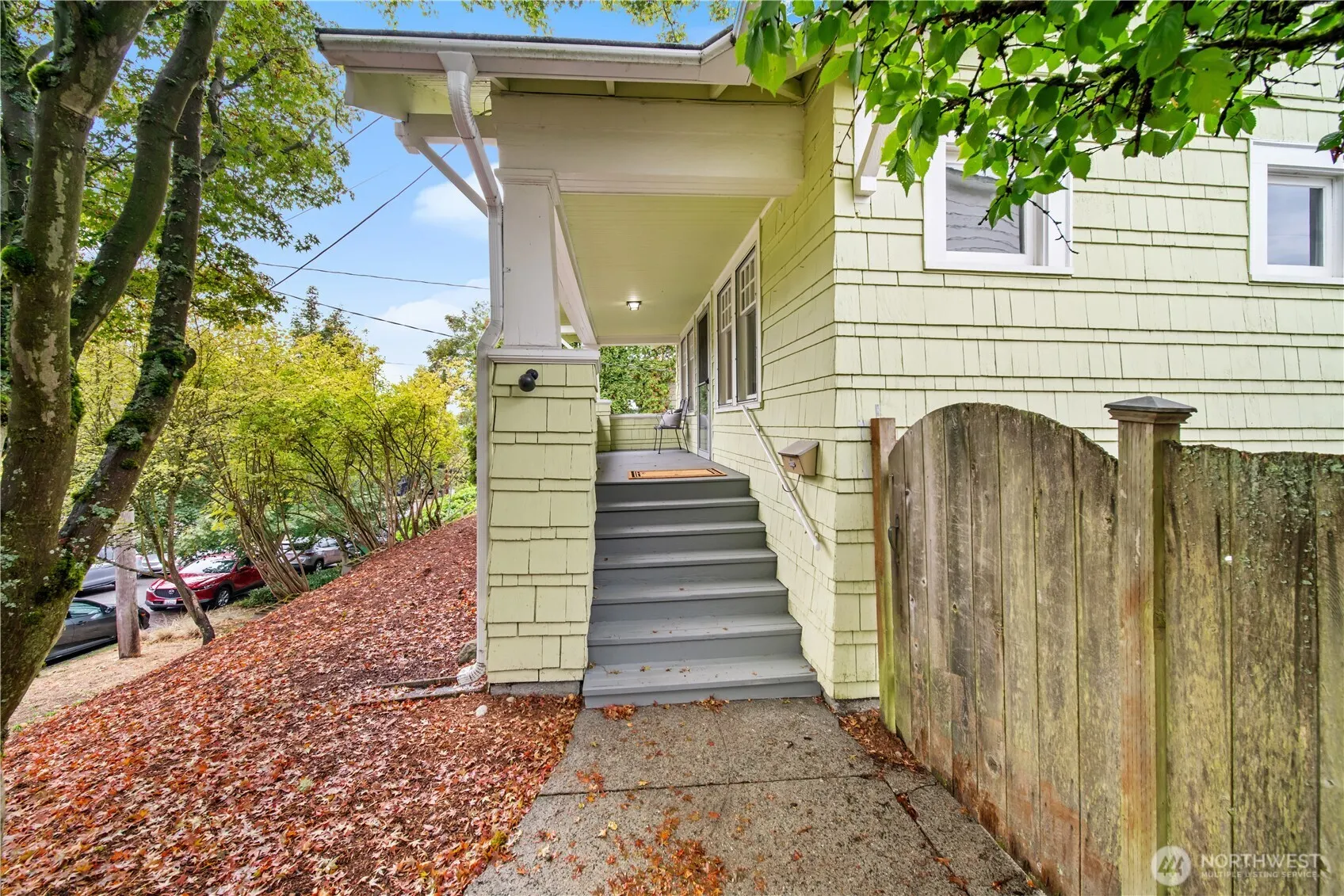 206 NW 62nd Street , Seattle, WA 98107