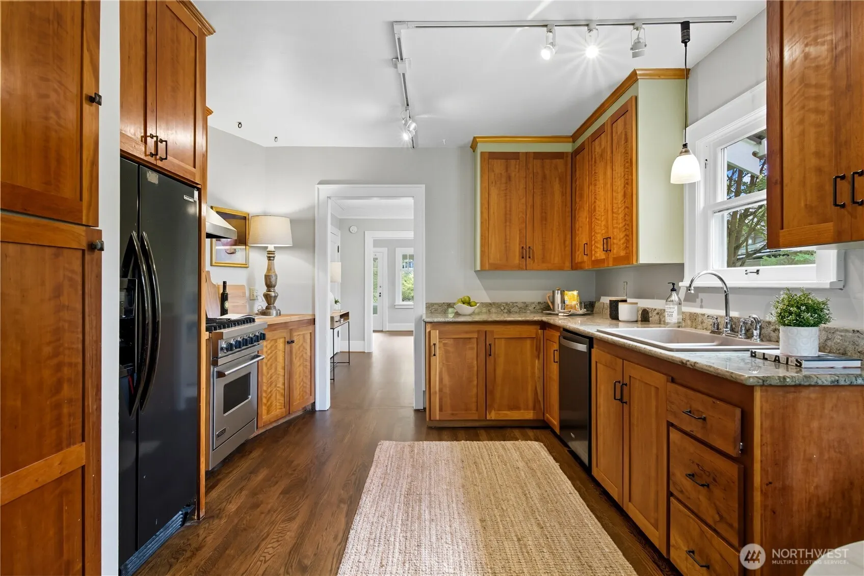 206 NW 62nd Street , Seattle, WA 98107