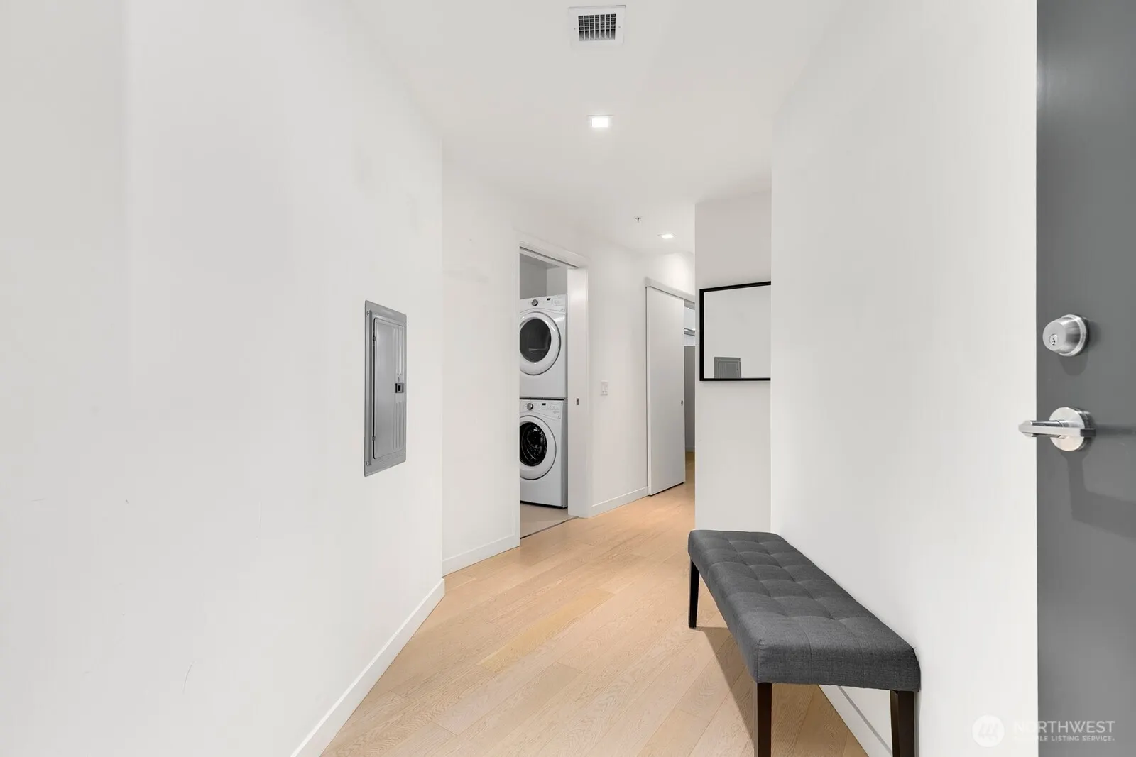 590 1st Avenue S #713, Seattle, WA 98104