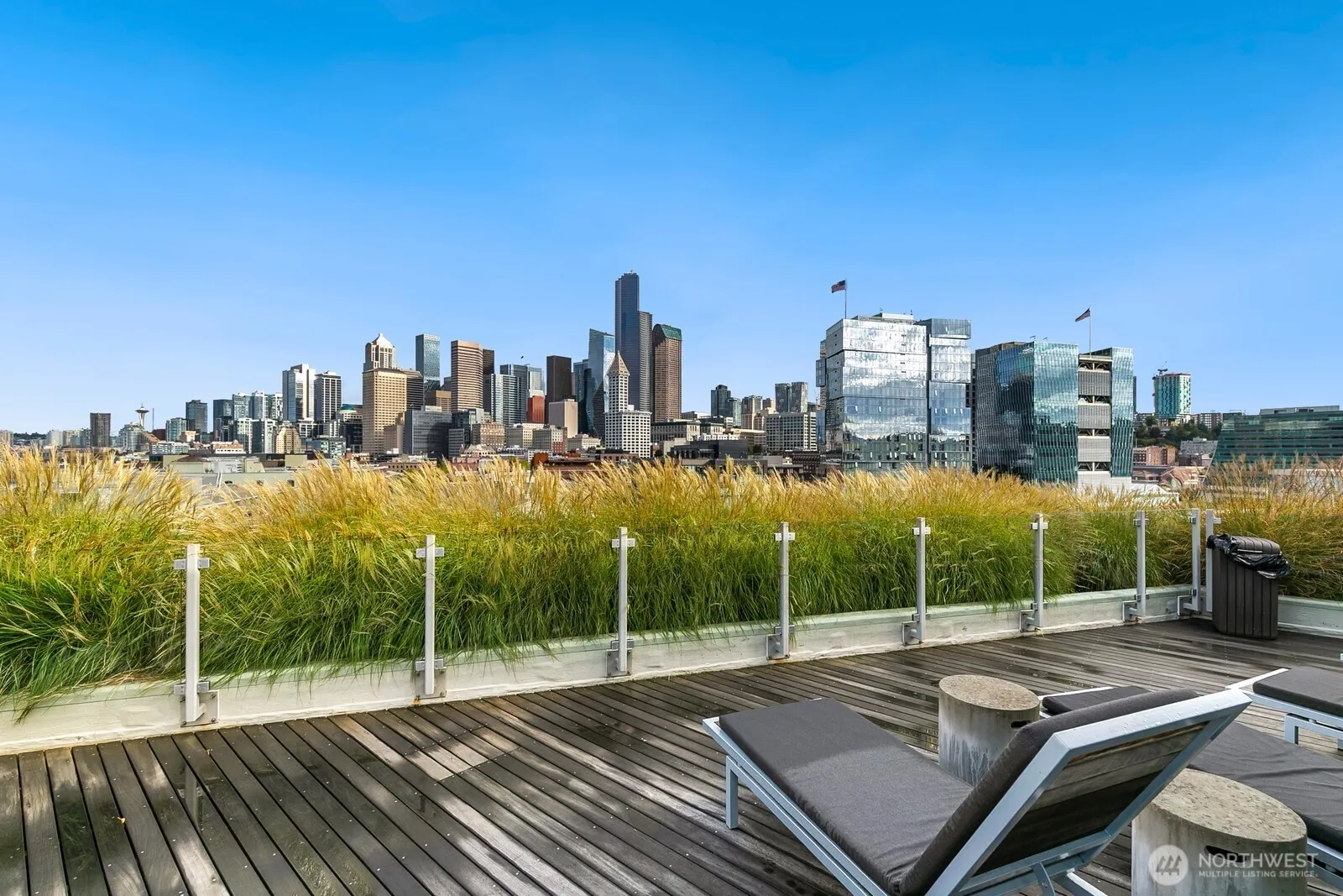 590 1st Avenue S #713, Seattle, WA 98104