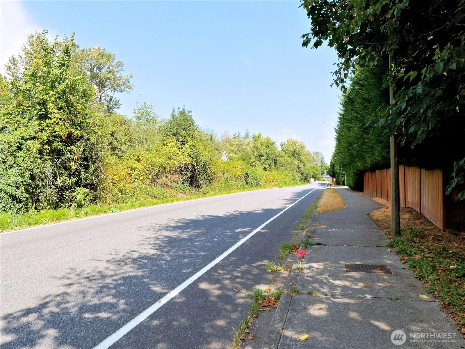 17204 Northup Way , Bellevue, WA 98008