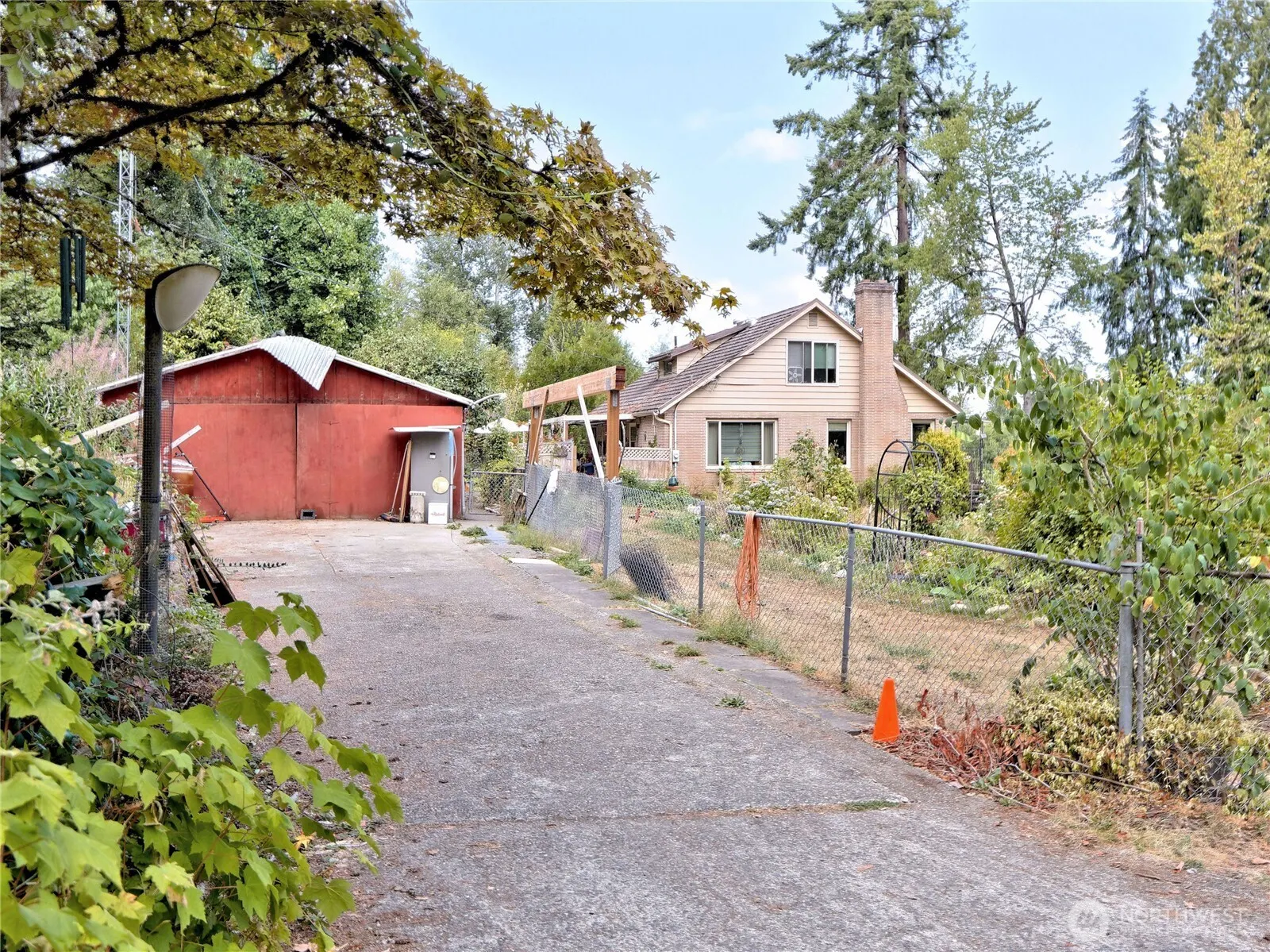 17204 Northup Way , Bellevue, WA 98008