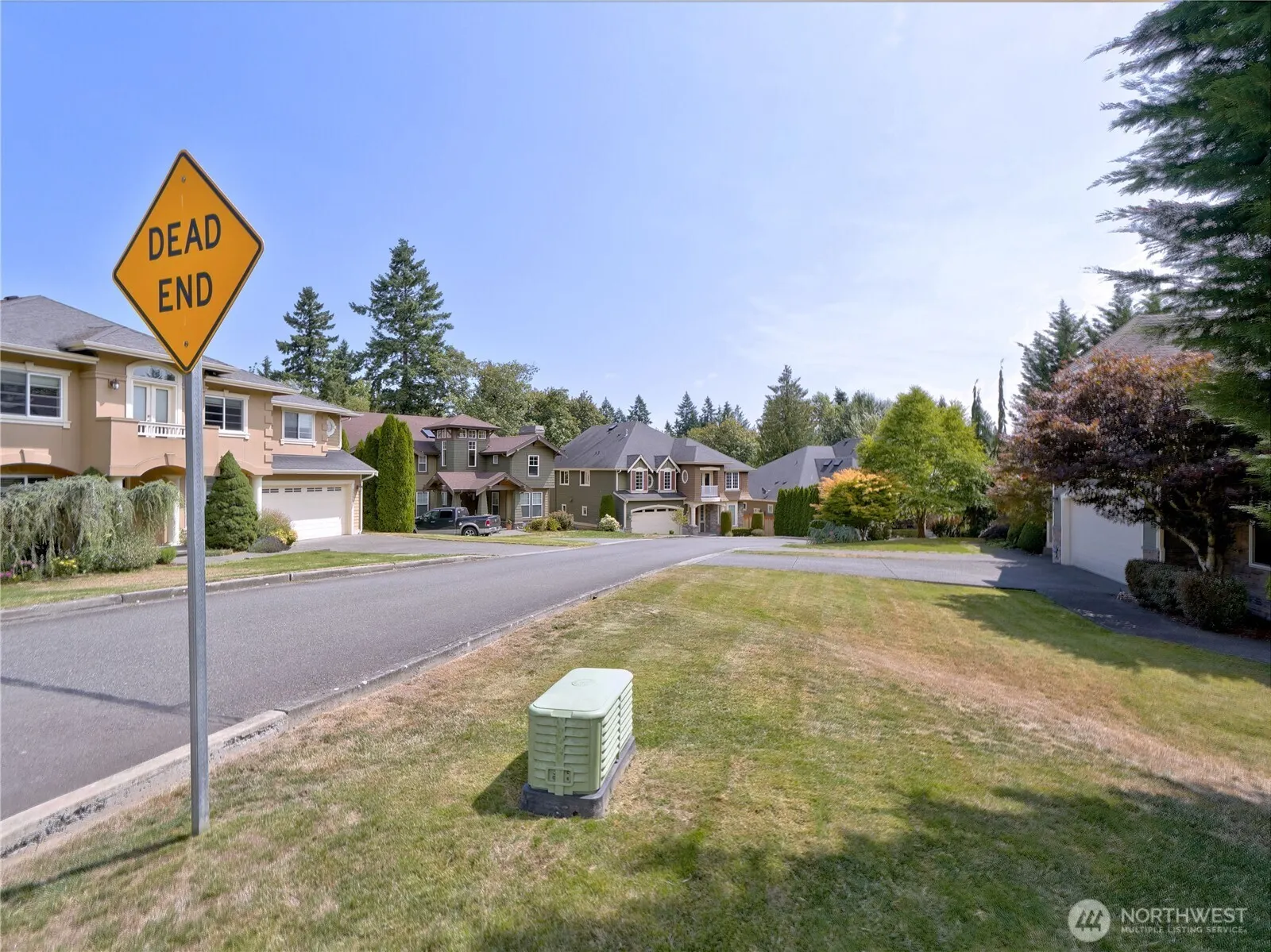 17204 Northup Way , Bellevue, WA 98008