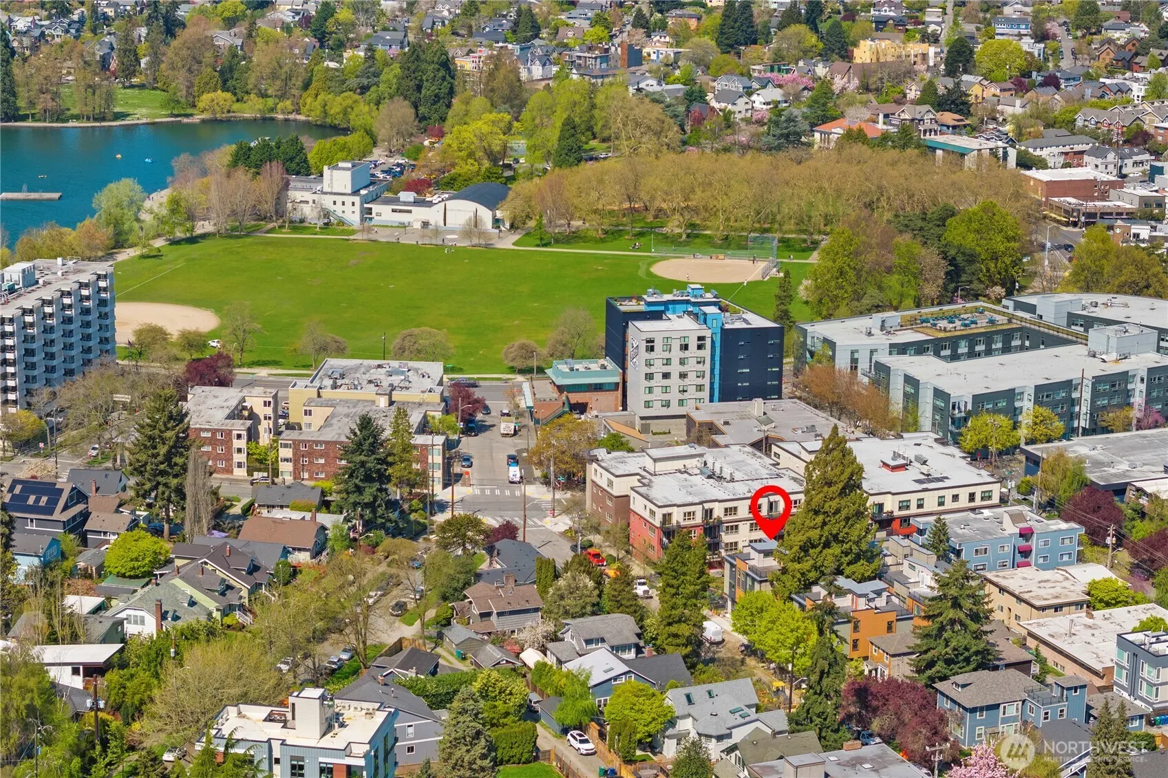 6546 D Latona Avenue NE, Seattle, WA 98115