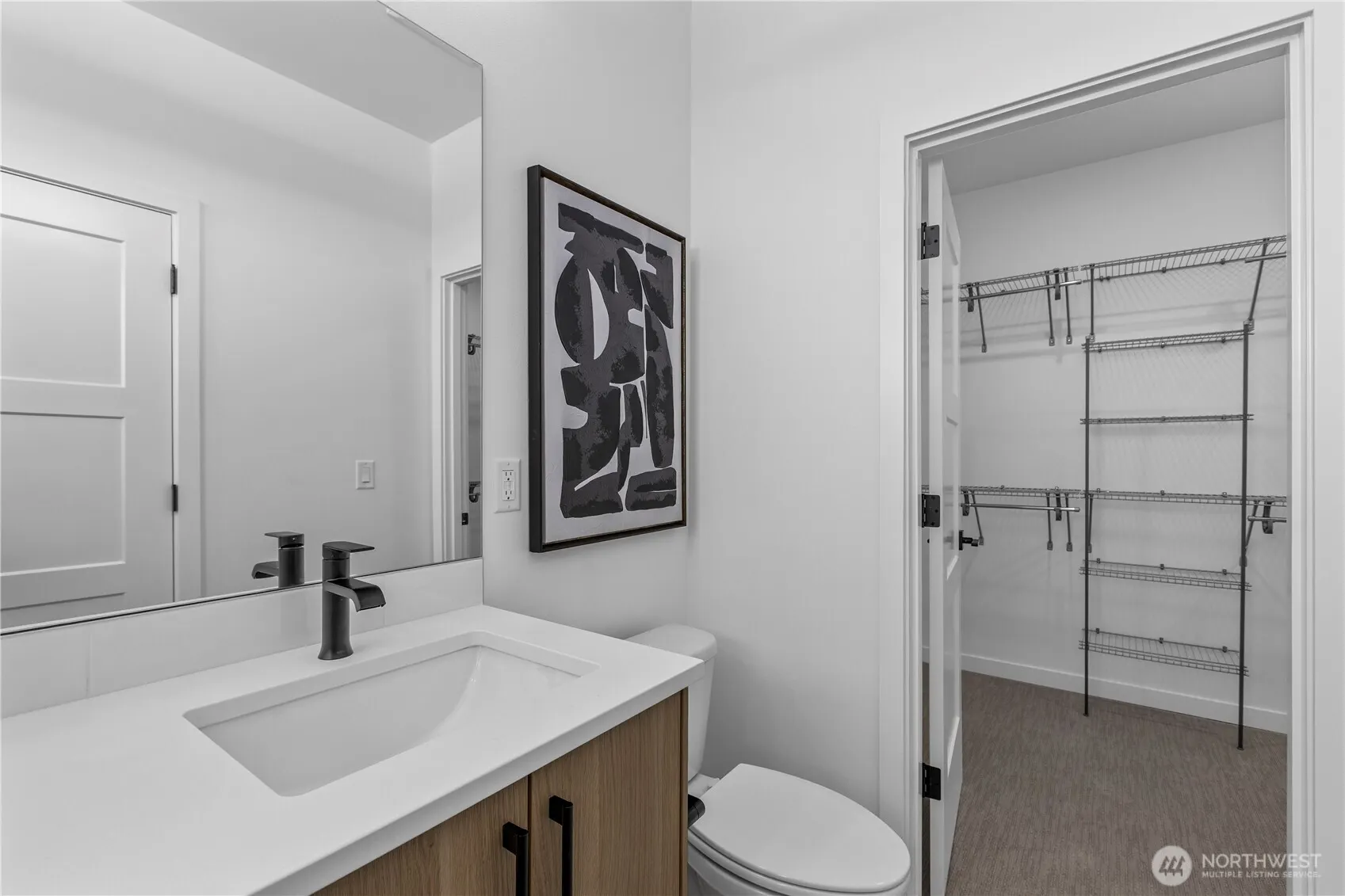 6546 D Latona Avenue NE, Seattle, WA 98115