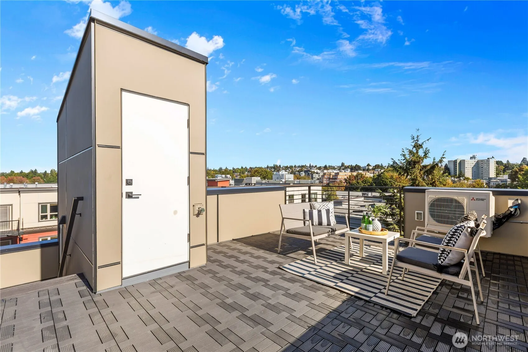 6546 D Latona Avenue NE, Seattle, WA 98115
