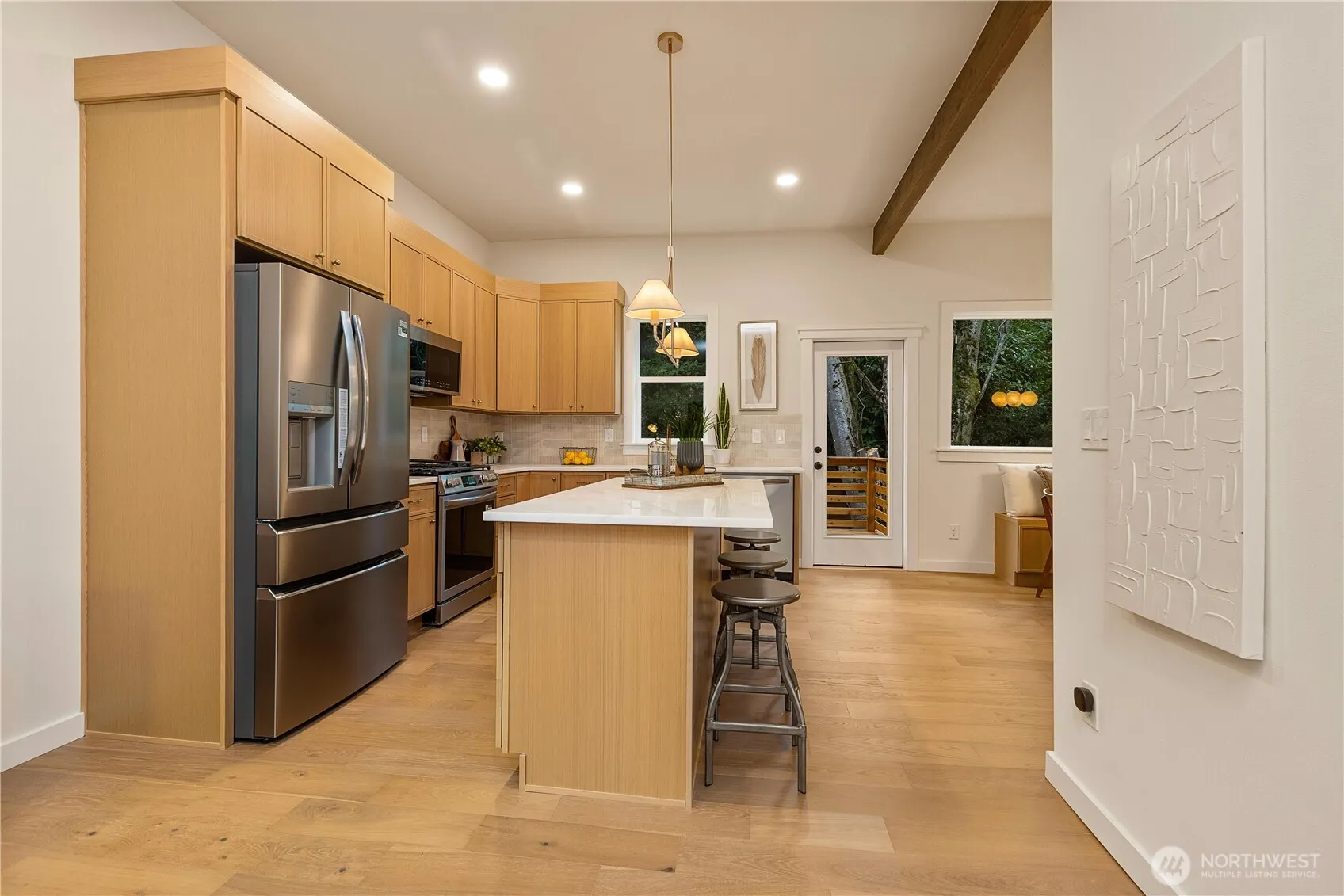 605 32nd Avenue , Seattle, WA 98122