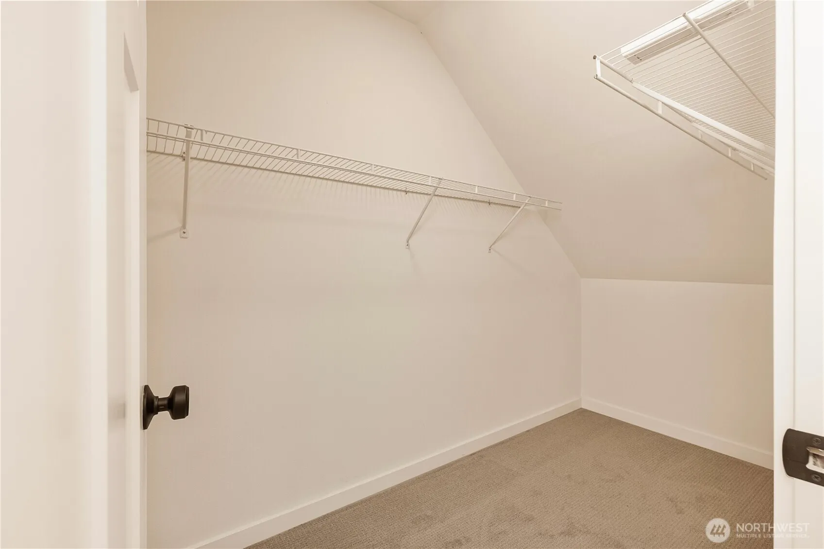 605 32nd Avenue , Seattle, WA 98122
