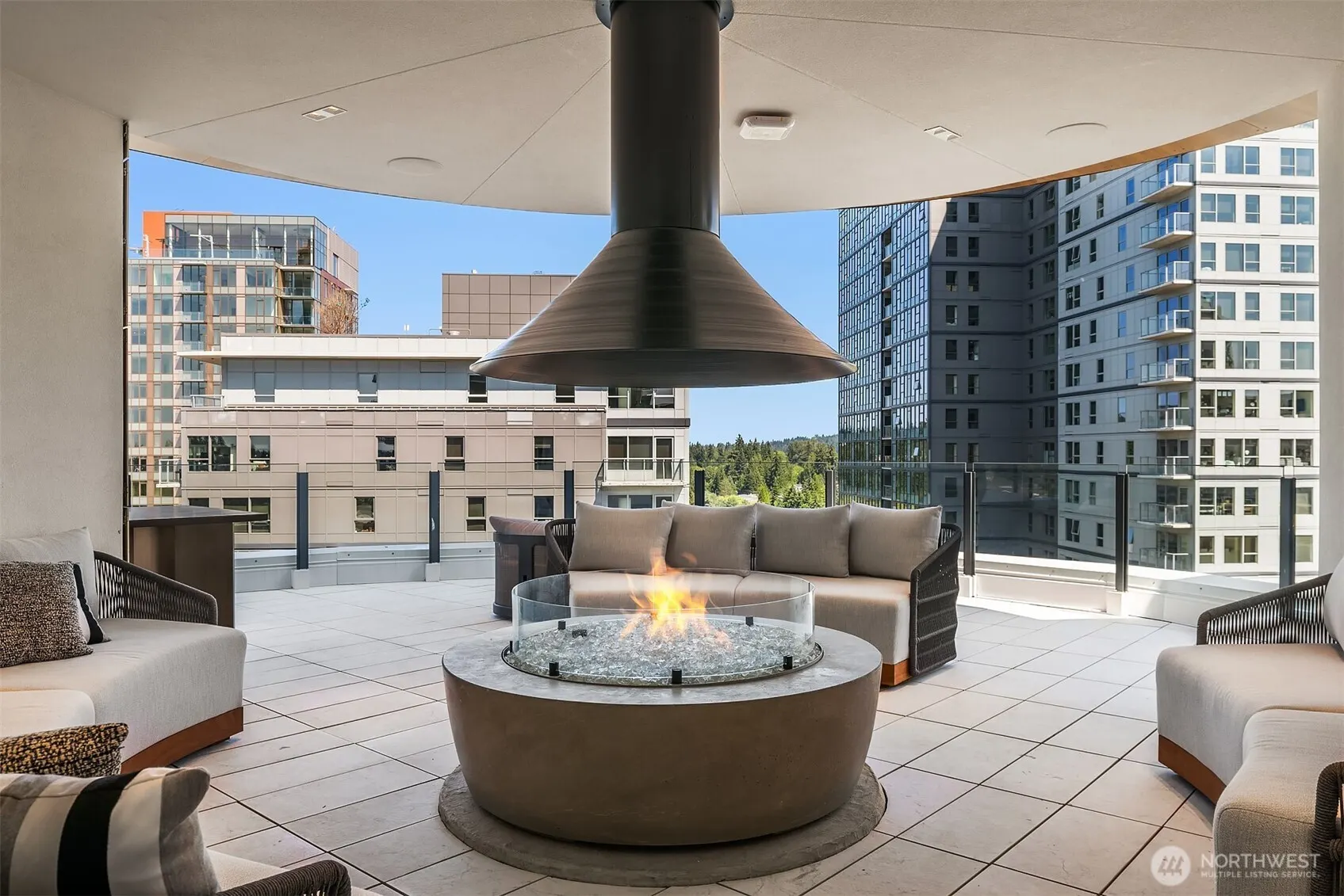 838 Avenue Square NE #1605, Bellevue, WA 98004