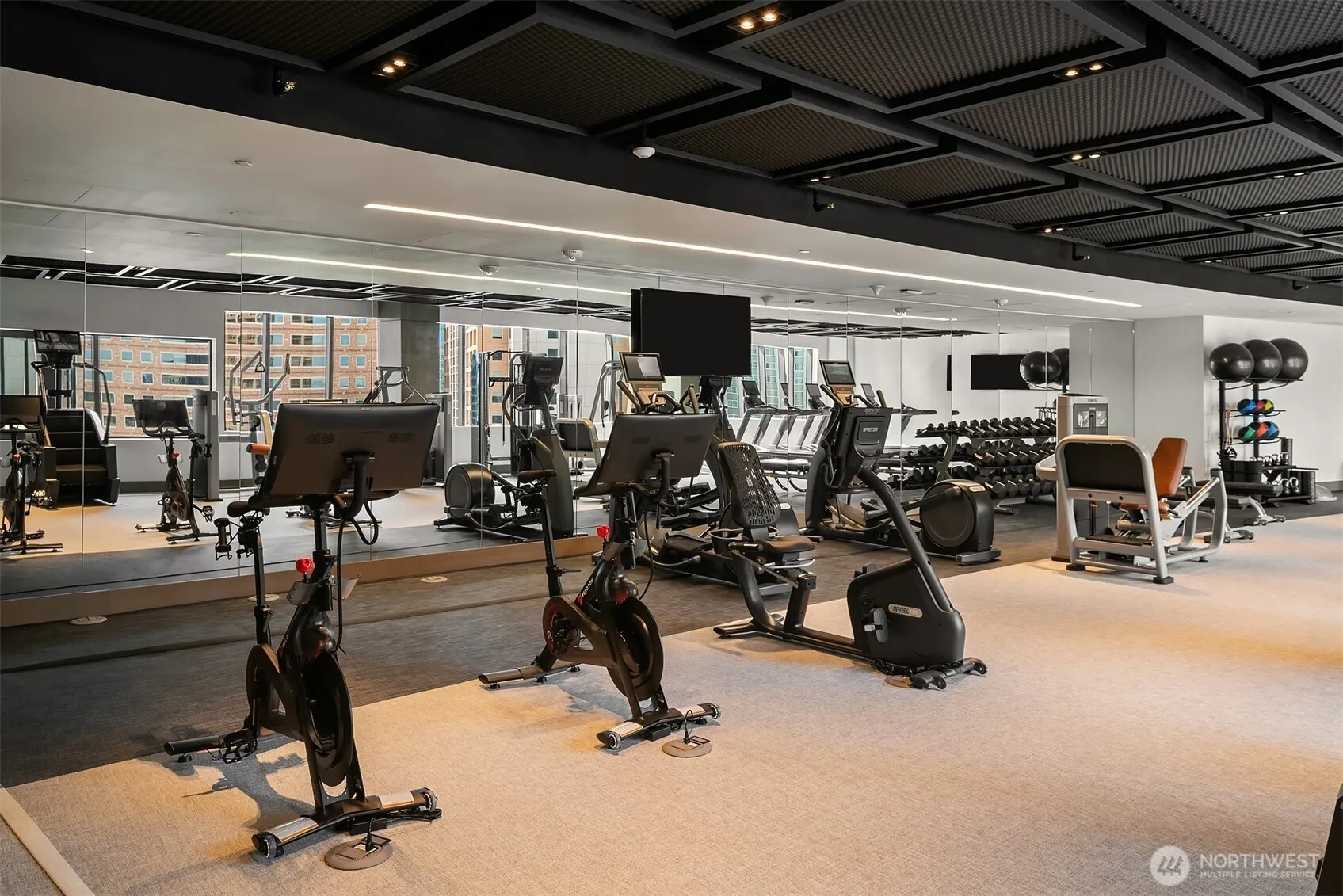 838 Avenue Square NE #1605, Bellevue, WA 98004