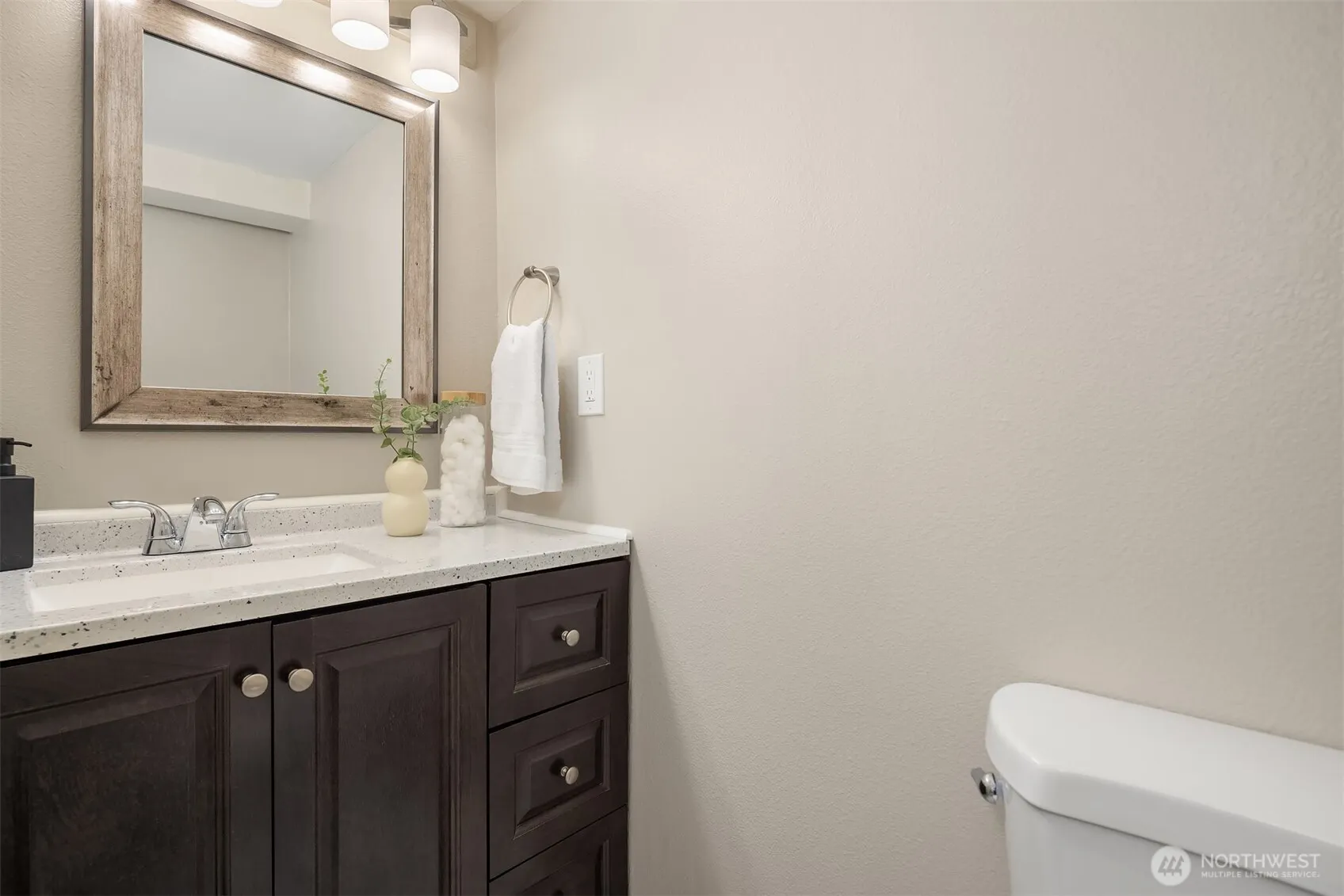 1714 N 100th Street , Seattle, WA 98133