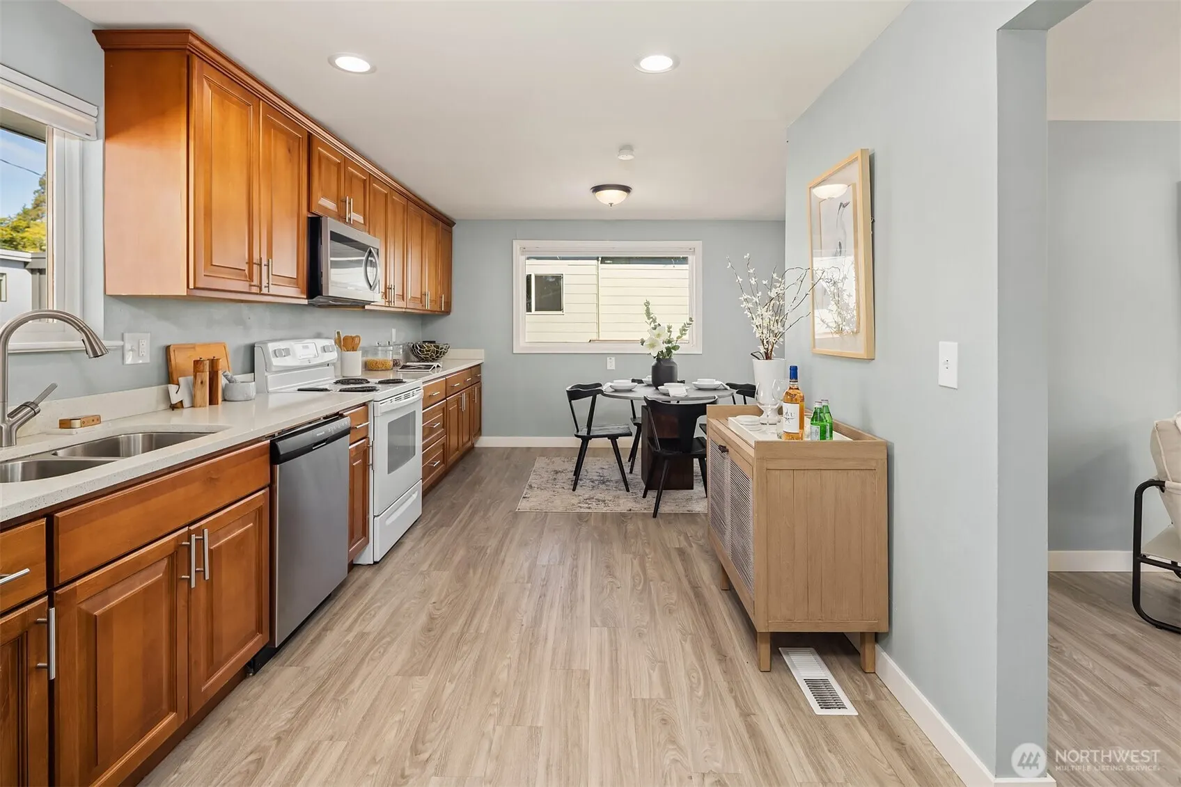 1714 N 100th Street , Seattle, WA 98133