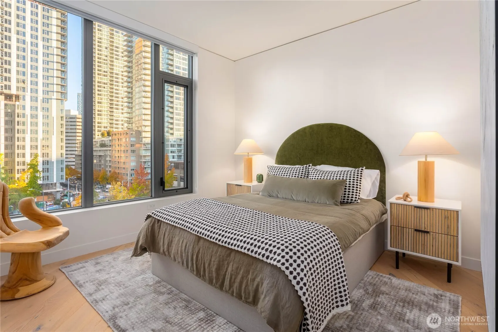 2510 6th Avenue #402, Seattle, WA 98121