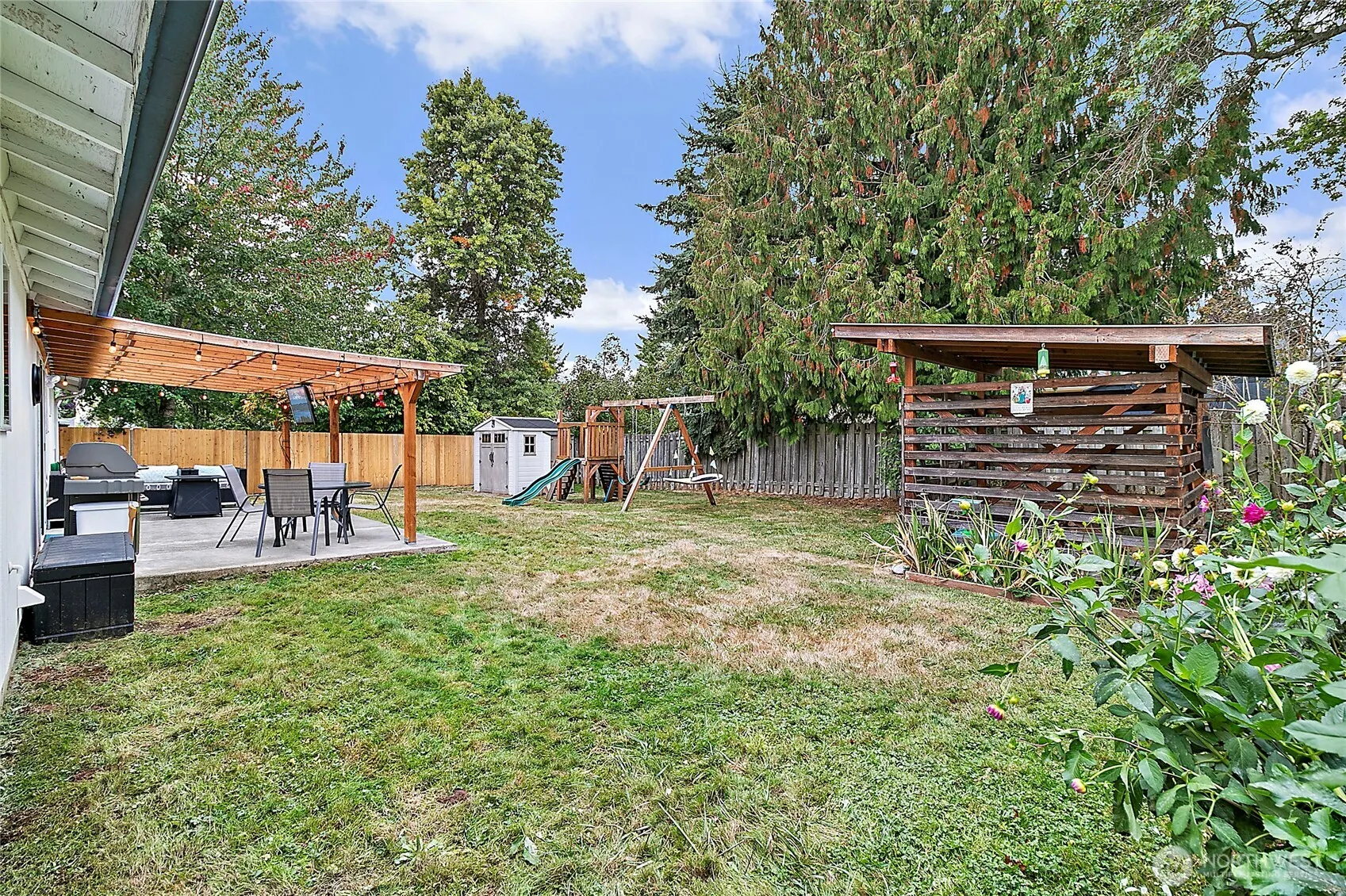 11812 SE 253rd Street , Kent, WA 98030