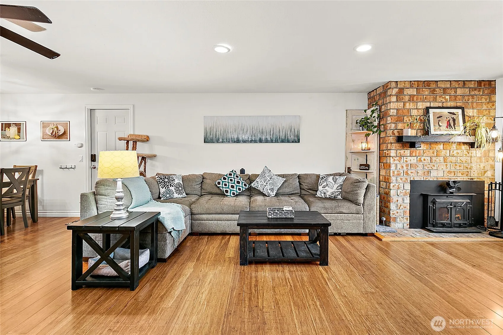 11812 SE 253rd Street , Kent, WA 98030
