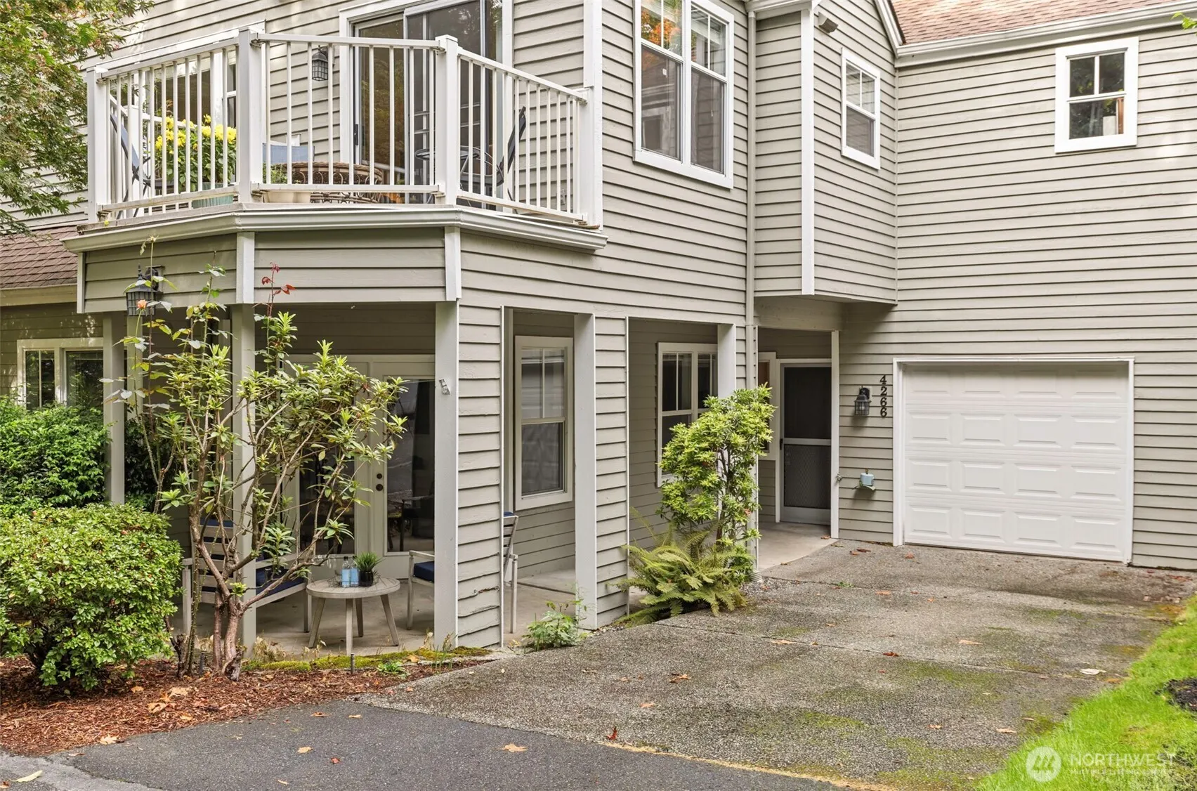 4266 221st Court SE #1090, Issaquah, WA 98029