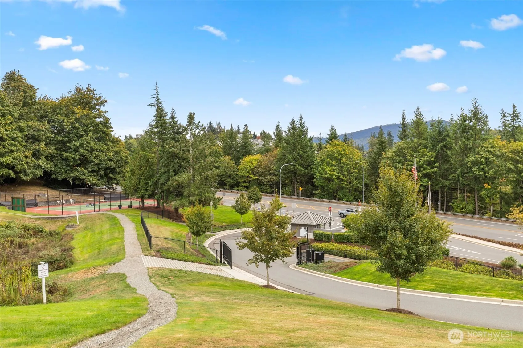4266 221st Court SE #1090, Issaquah, WA 98029
