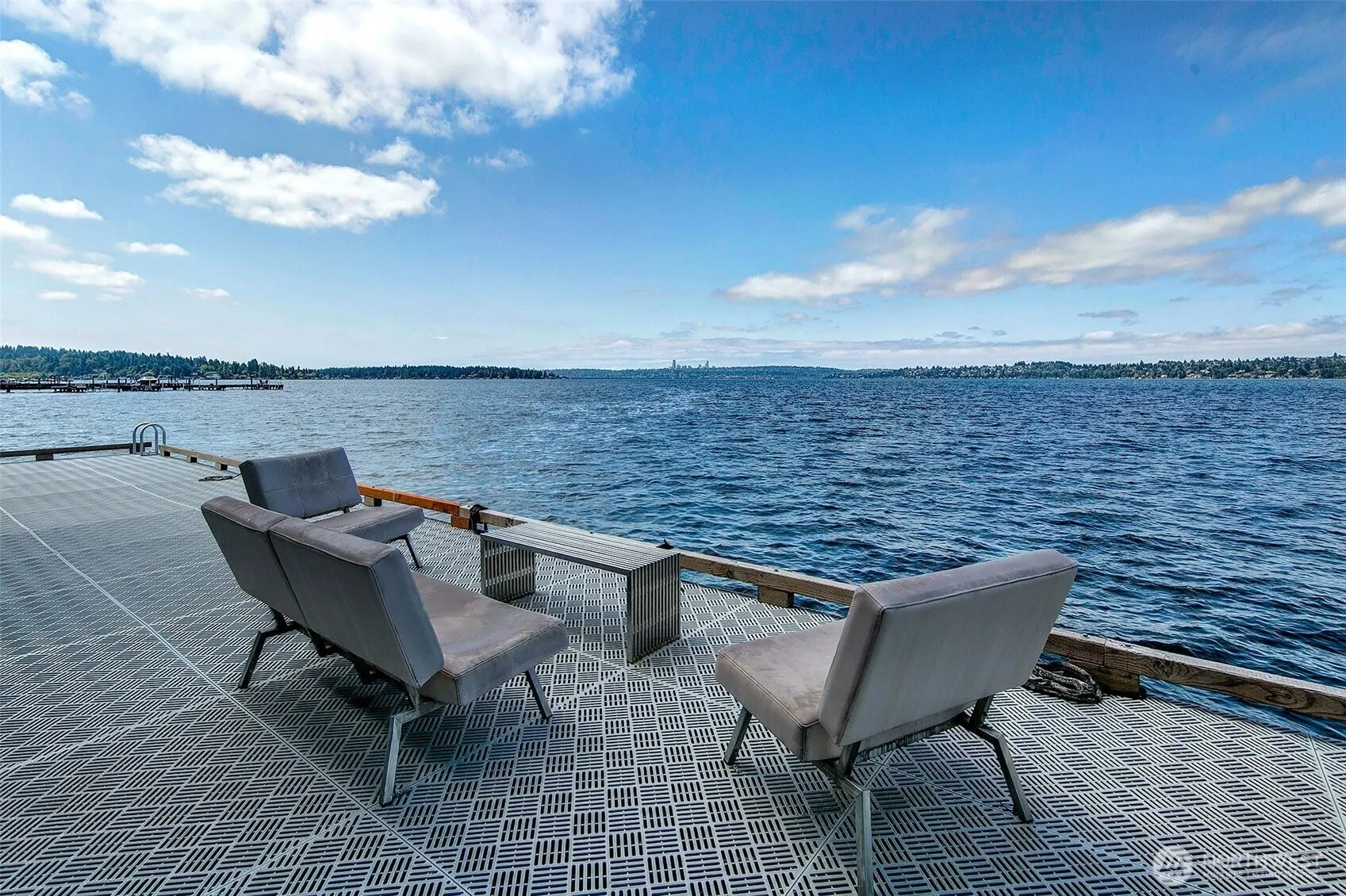 733 Lake Street S #305, Kirkland, WA 98033