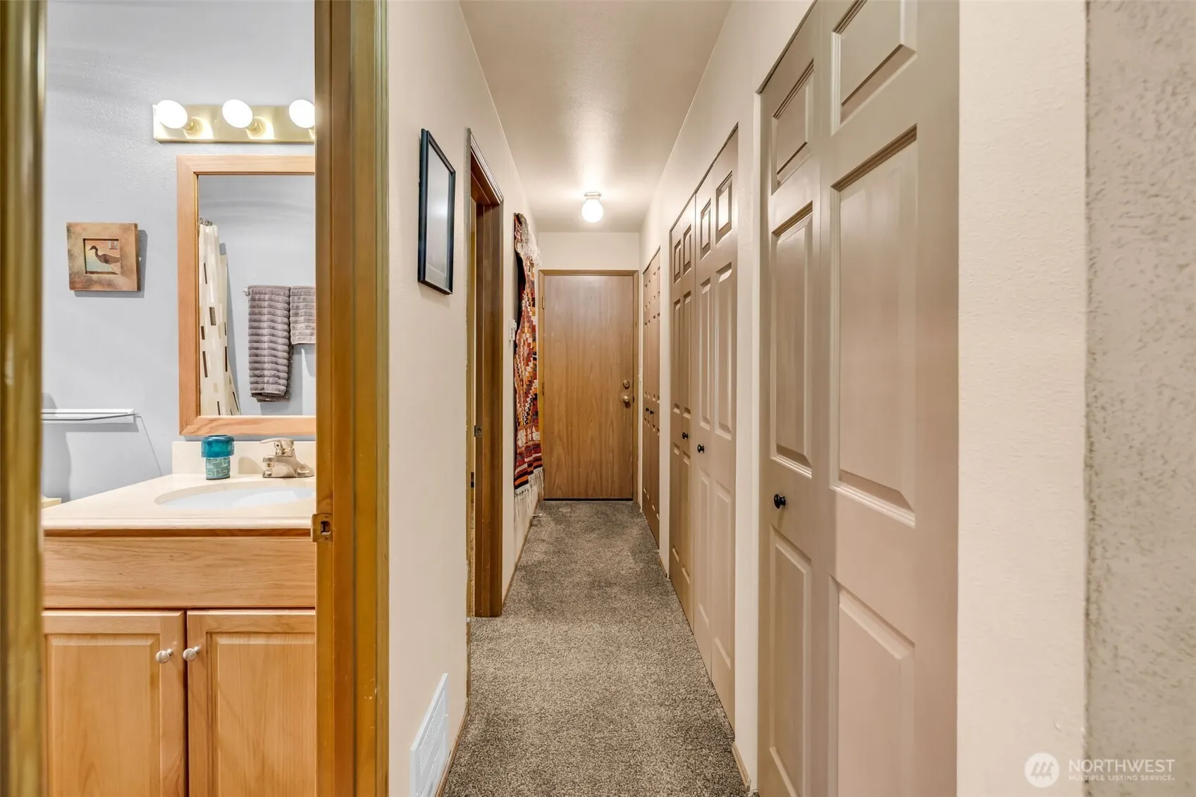 10513 Whitman Avenue N, Seattle, WA 98133