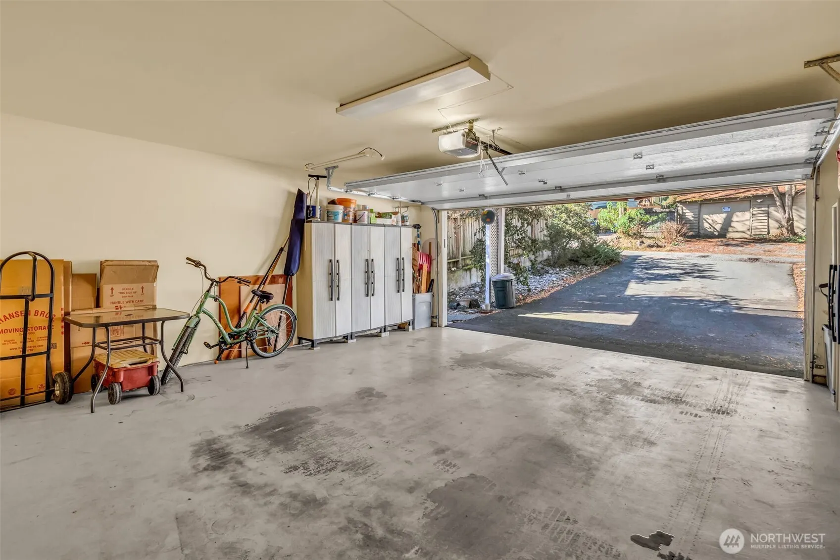 10513 Whitman Avenue N, Seattle, WA 98133