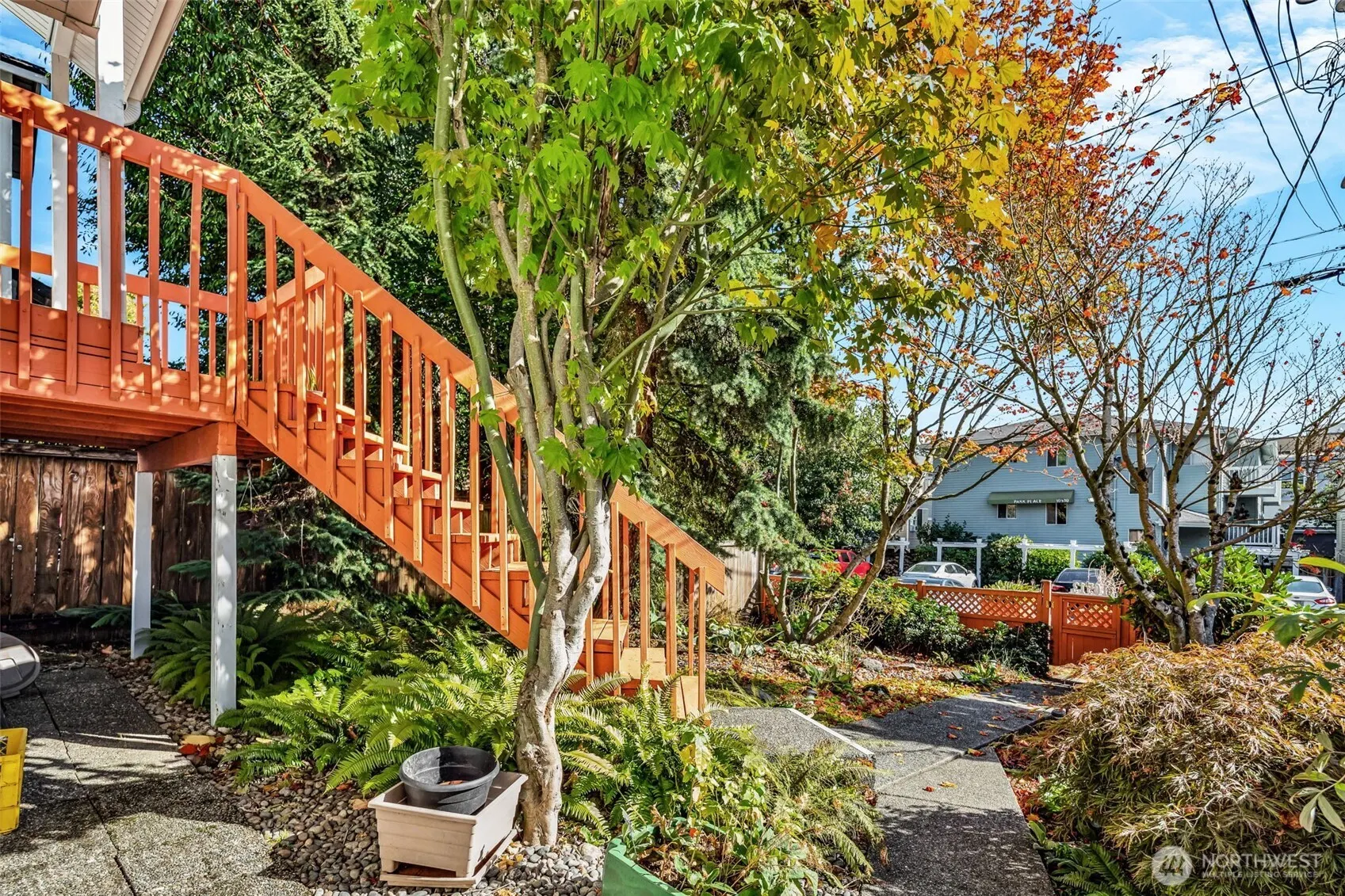 10513 Whitman Avenue N, Seattle, WA 98133