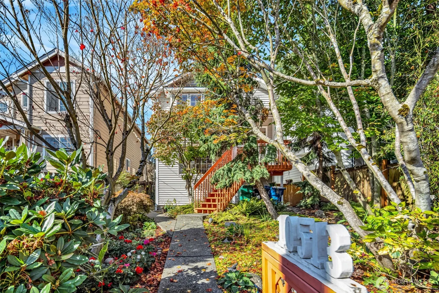 10513 Whitman Avenue N, Seattle, WA 98133