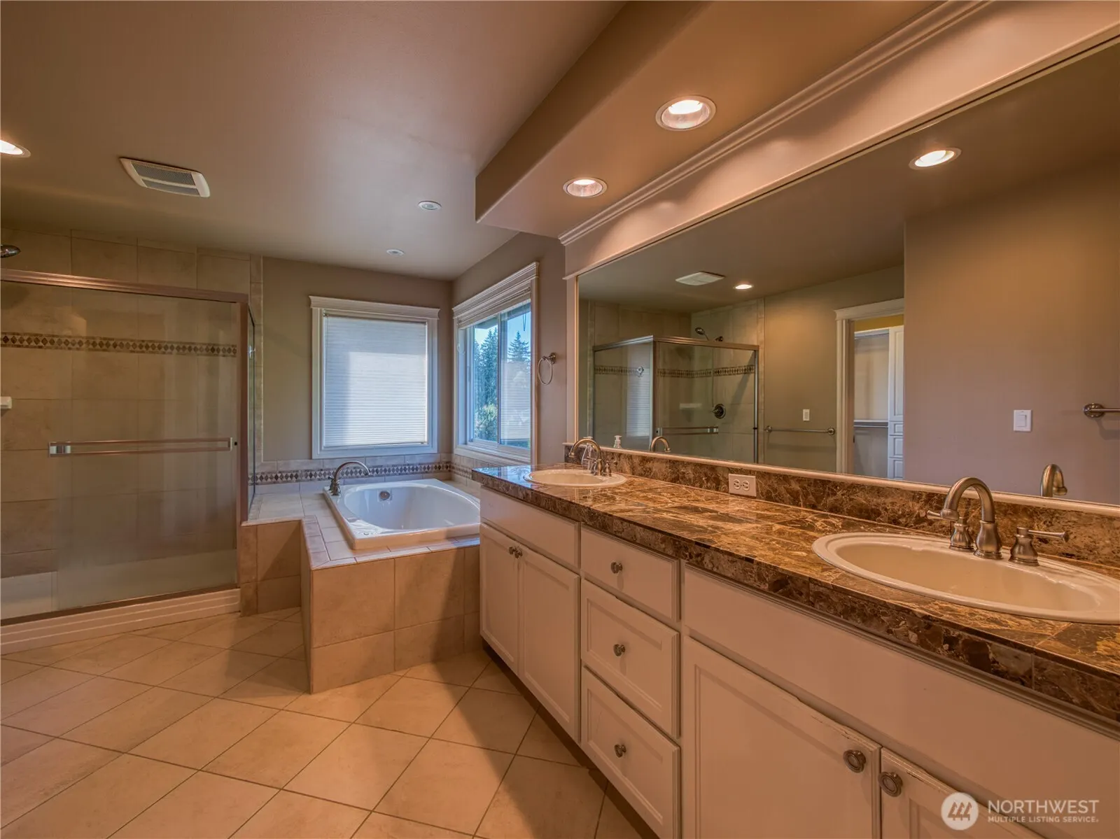 11931 157th Avenue NE, Redmond, WA 98052-2250