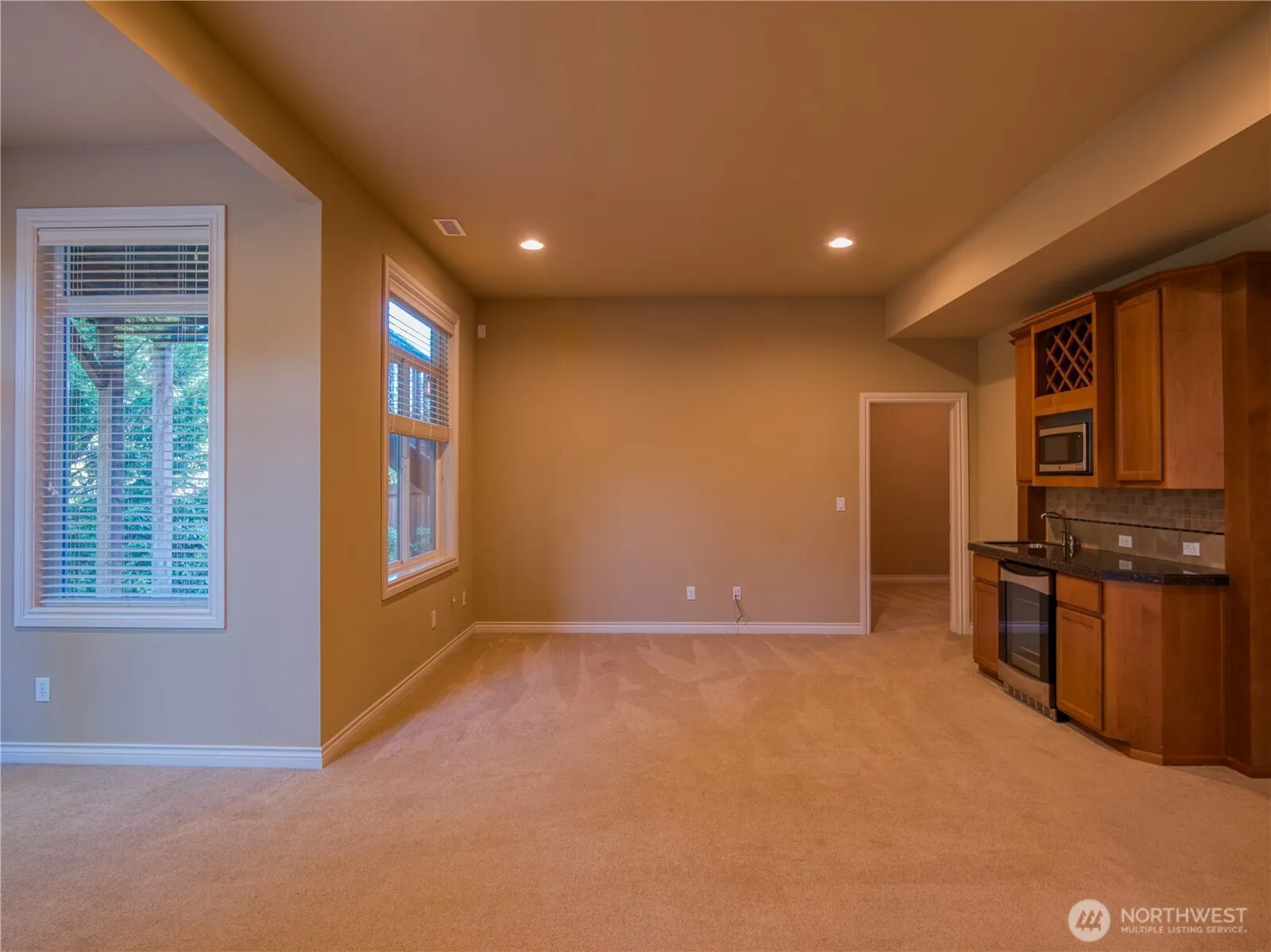 11931 157th Avenue NE, Redmond, WA 98052-2250