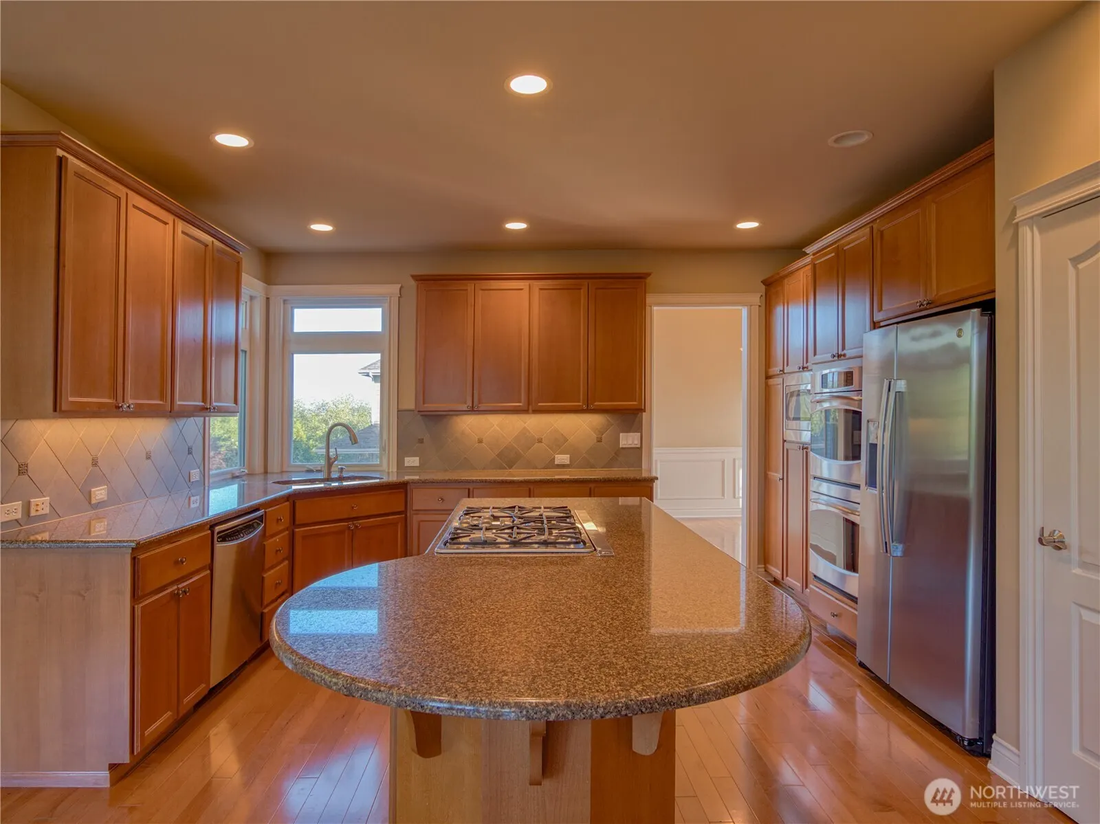11931 157th Avenue NE, Redmond, WA 98052-2250