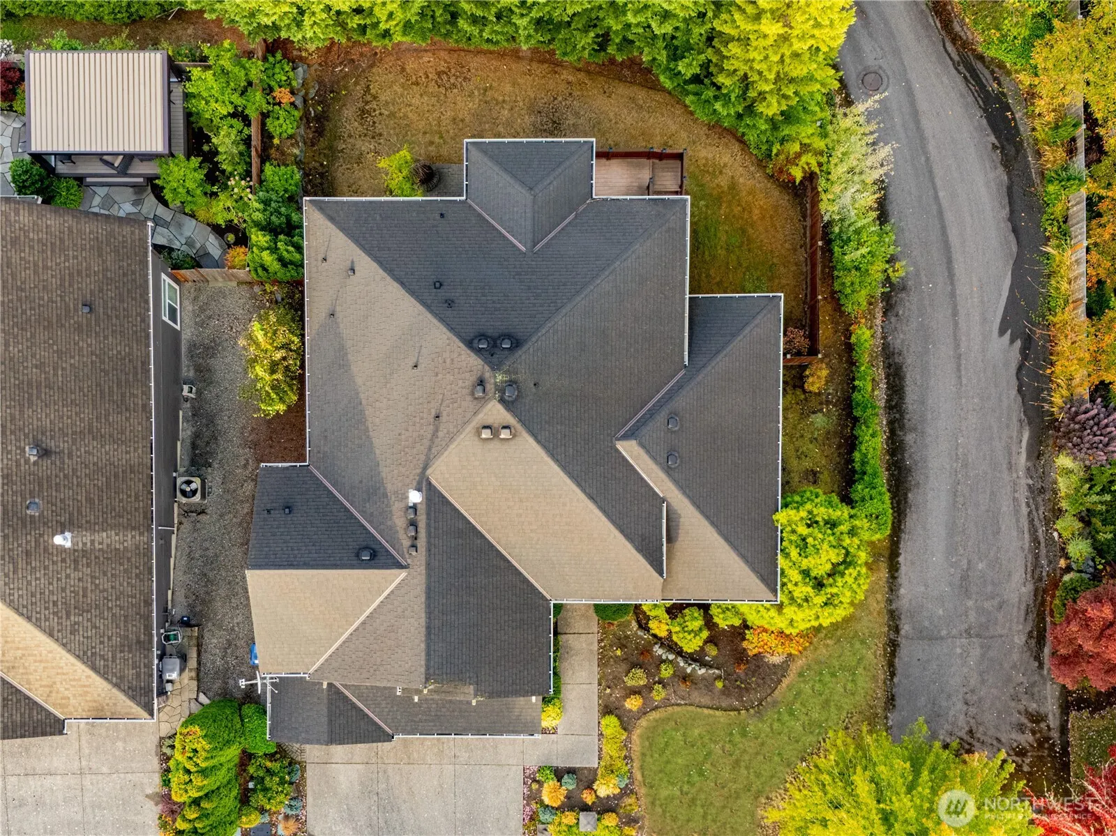 11931 157th Avenue NE, Redmond, WA 98052-2250