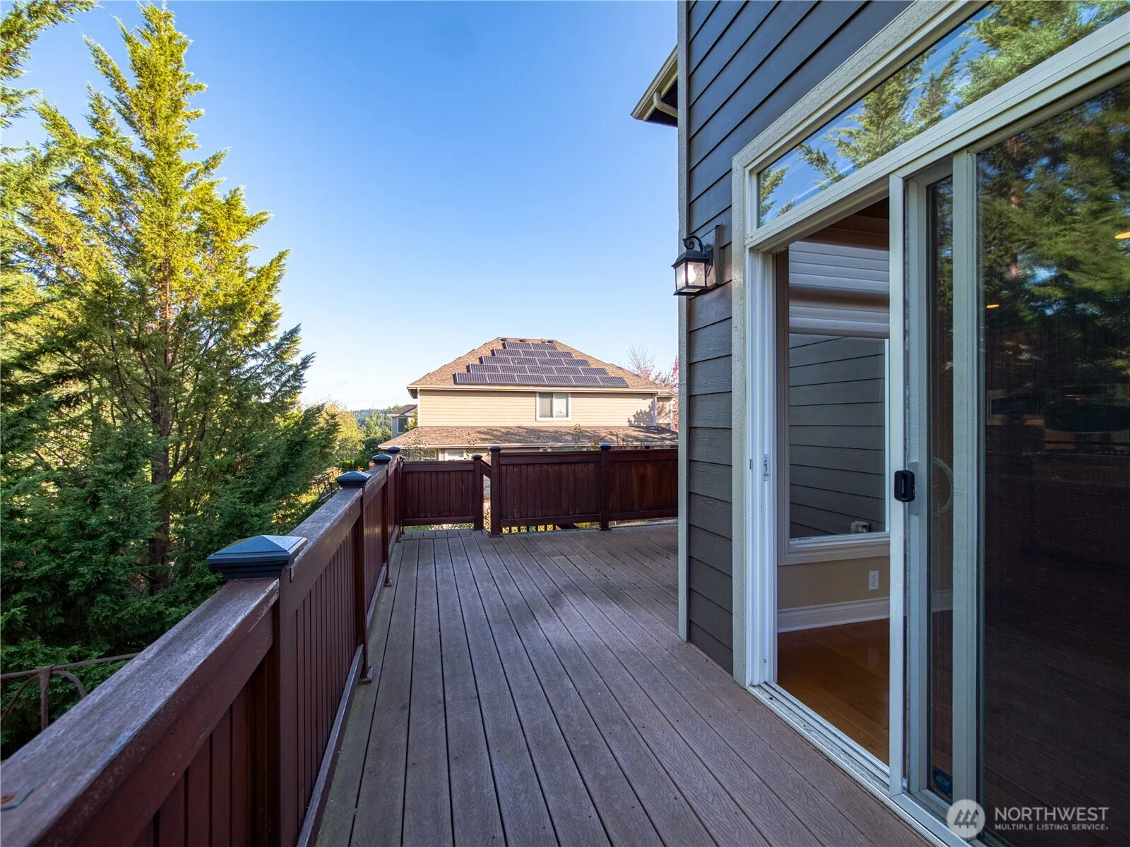11931 157th Avenue NE, Redmond, WA 98052-2250